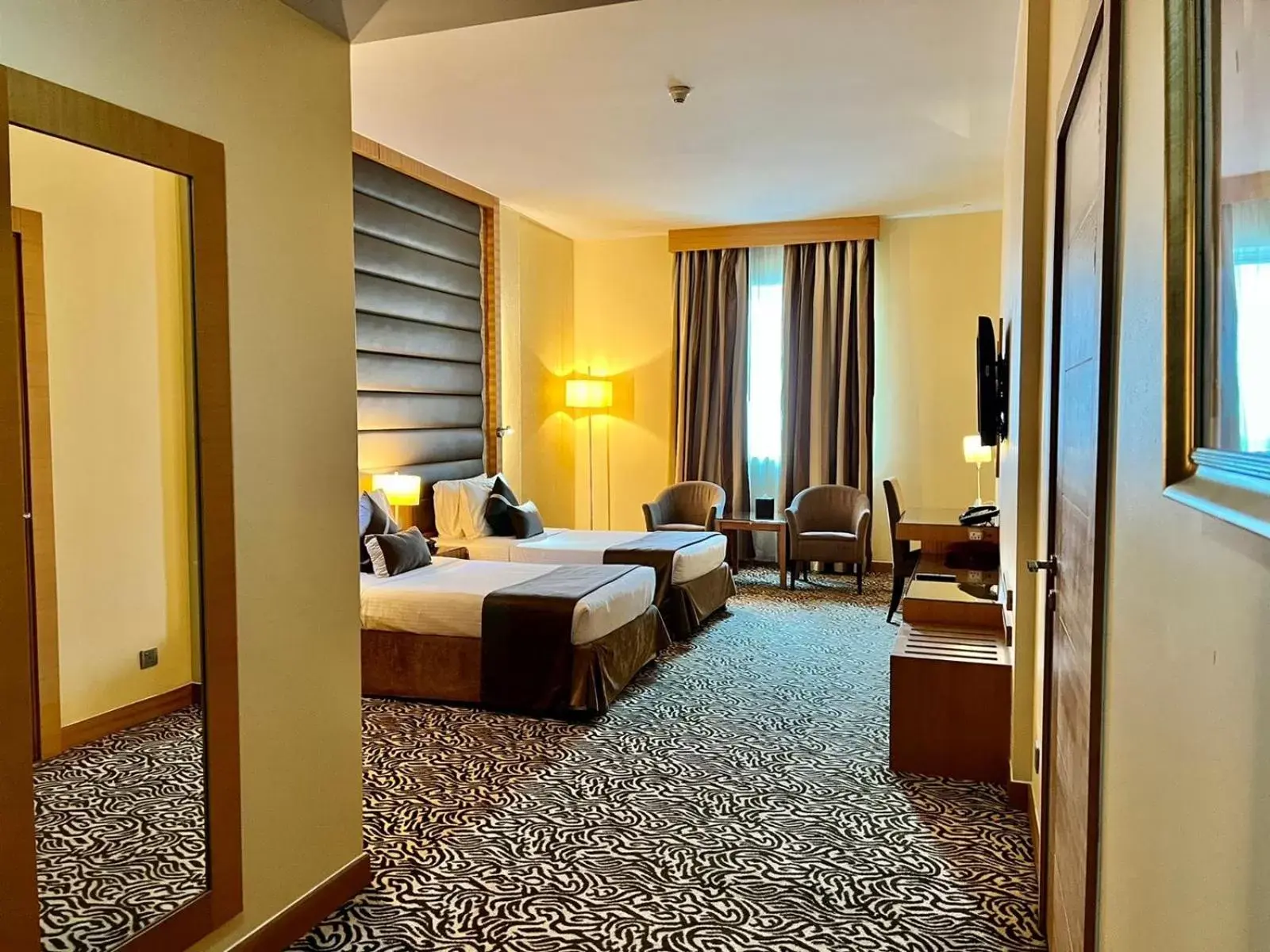 Bedroom, Bed in Copthorne Hotel Sharjah