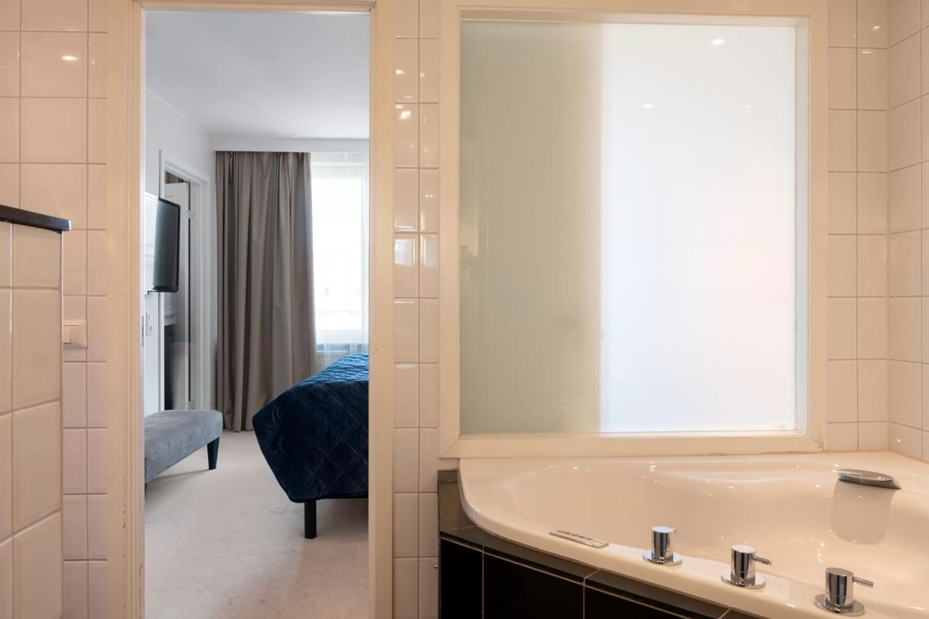 Bathroom in Elite Palace Hotel & Spa