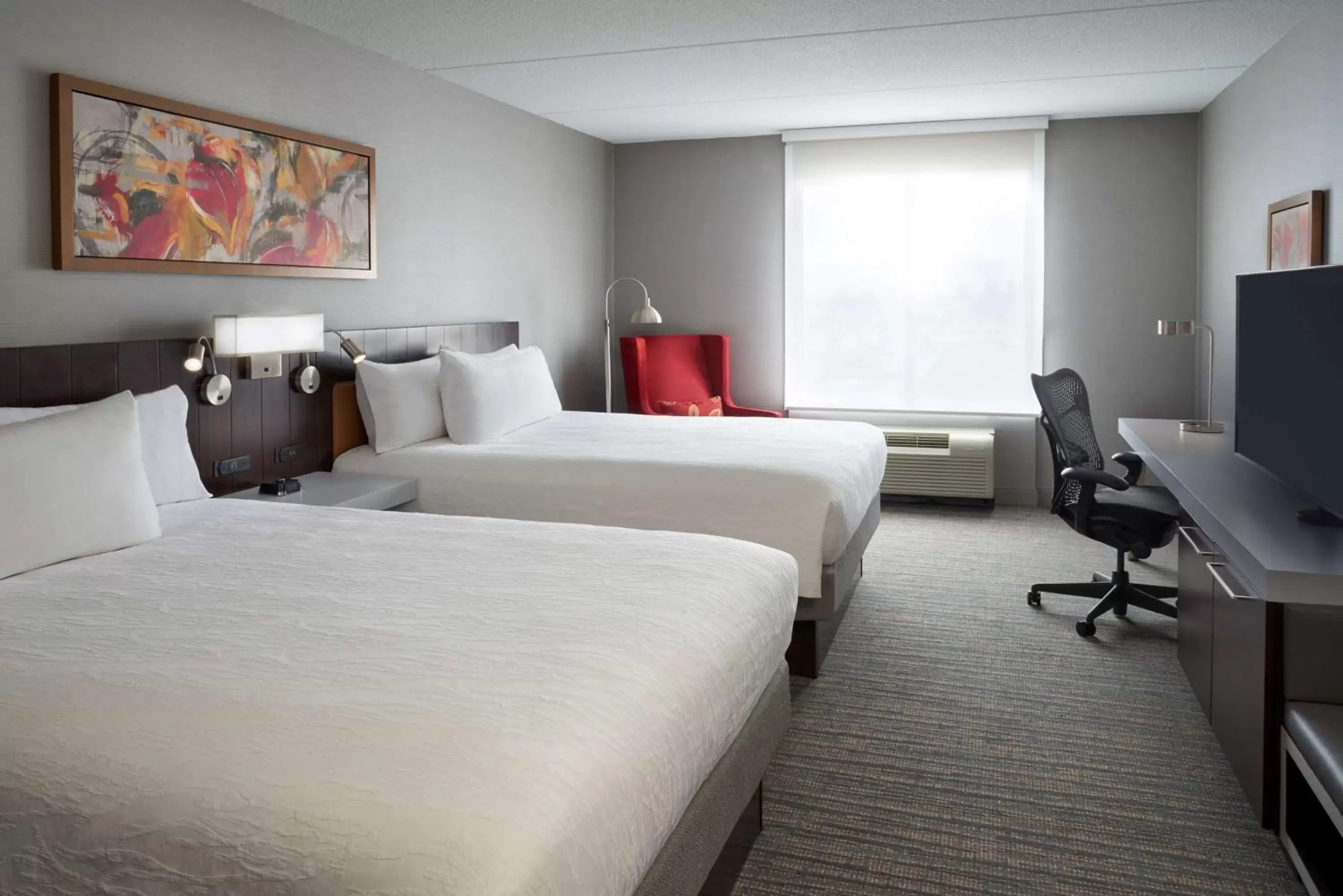 Bedroom, Bed in Hilton Garden Inn Toronto Airport West/Mississauga