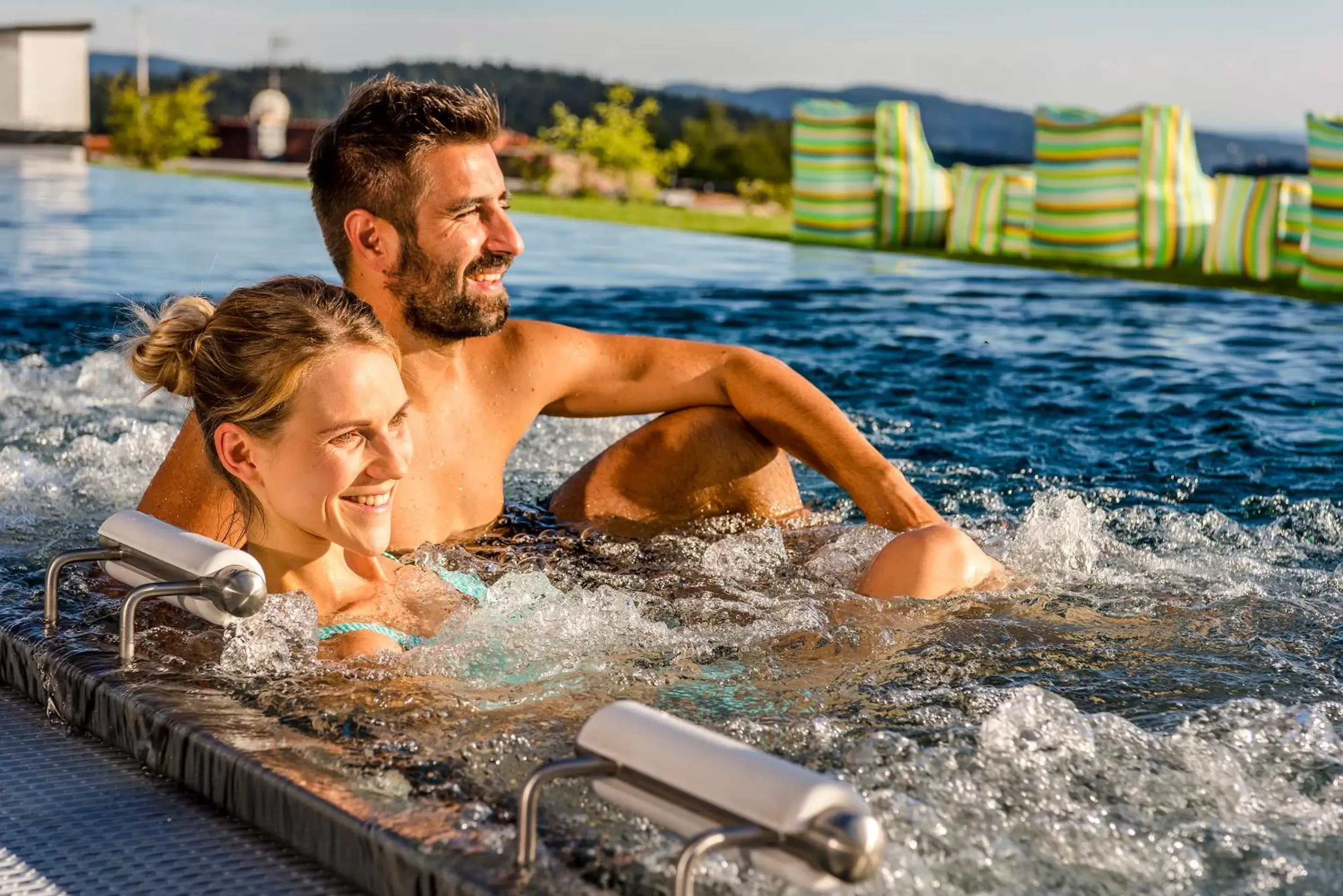 Swimming Pool in Hüttenhof - Wellnesshotel & Luxus-Bergchalets - Adults only