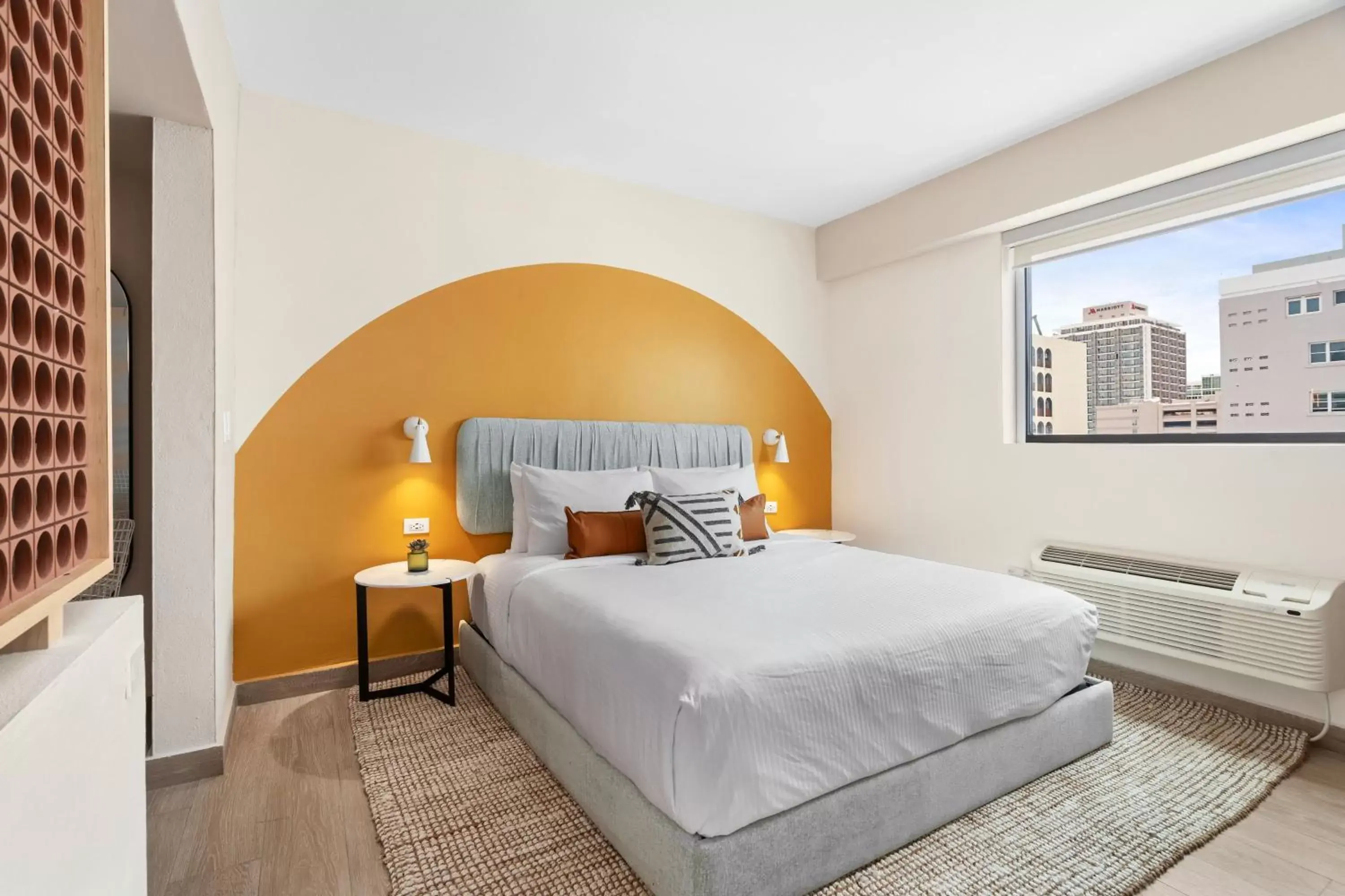 Bed in HiBird- Apartment and Suites Hotel Bed in HiBird- Apartment and Suites Hotel