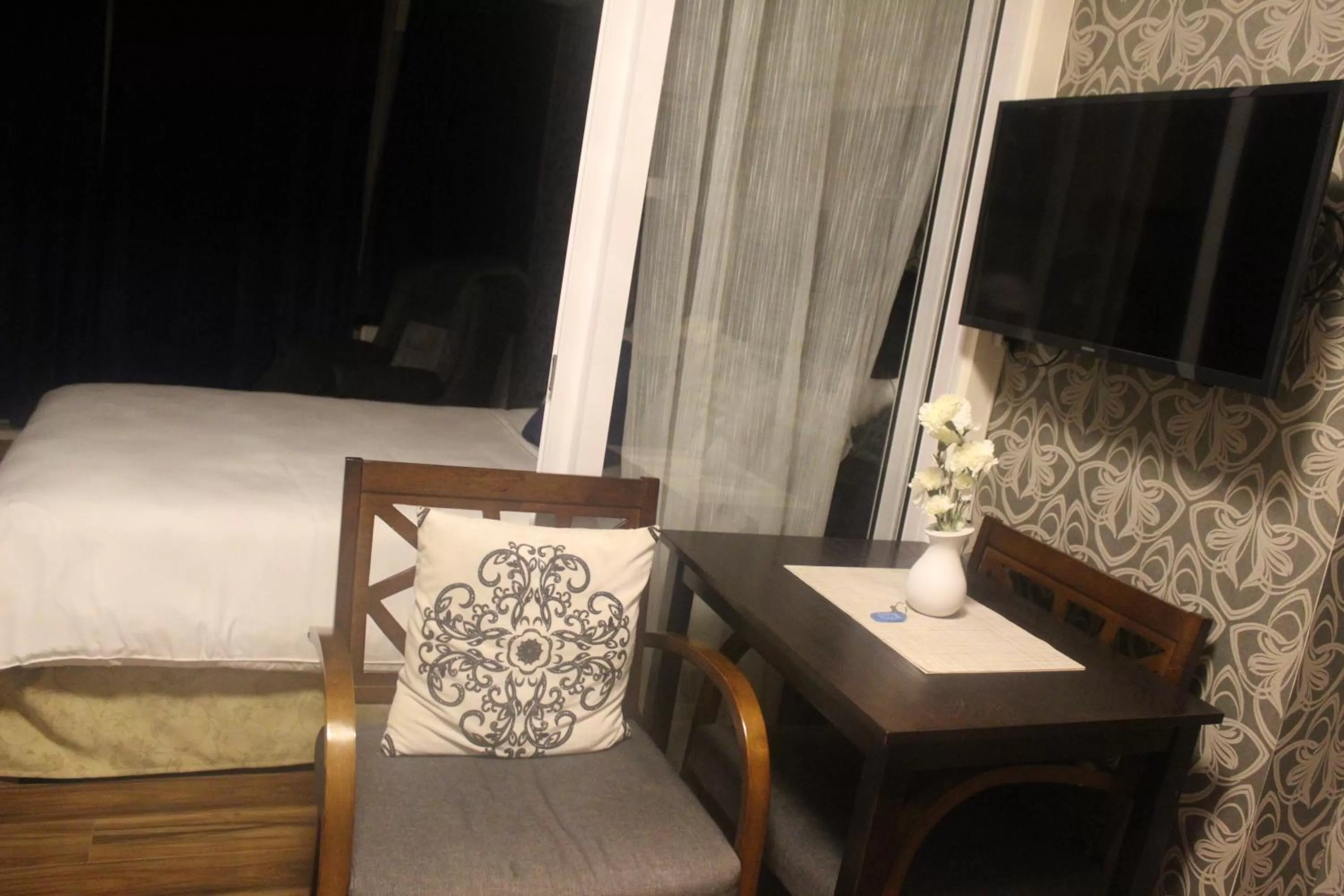 Bed in Azure Urban Resort Residence a4 near airport mall with wavepool