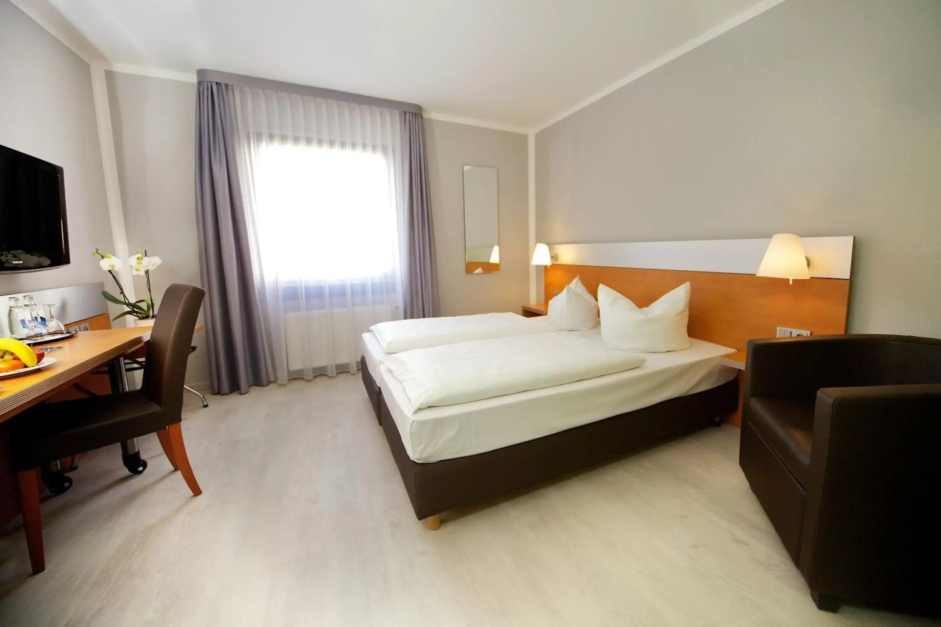 Bed in attimo Hotel Stuttgart***S