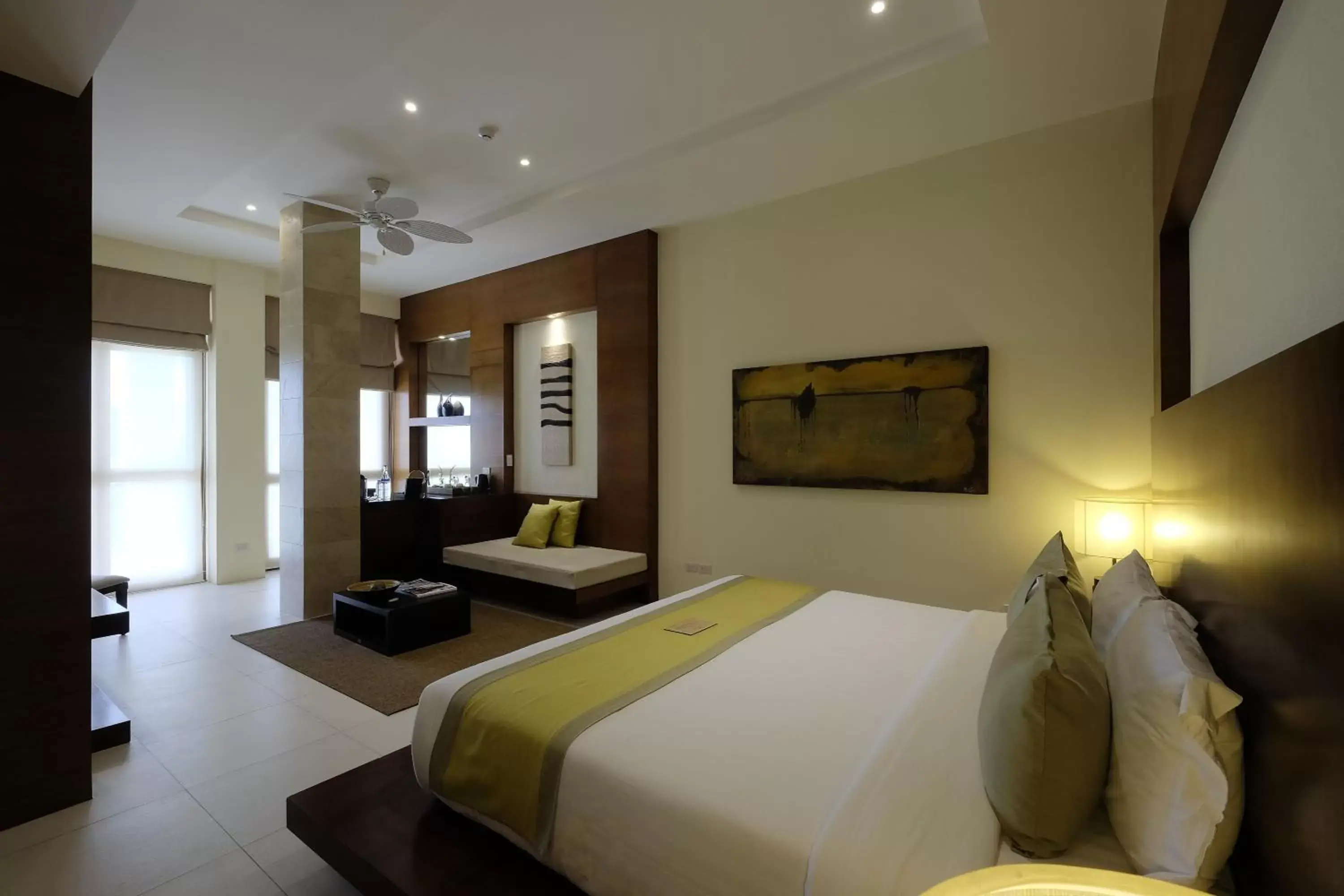Bed in Kandaya Resort