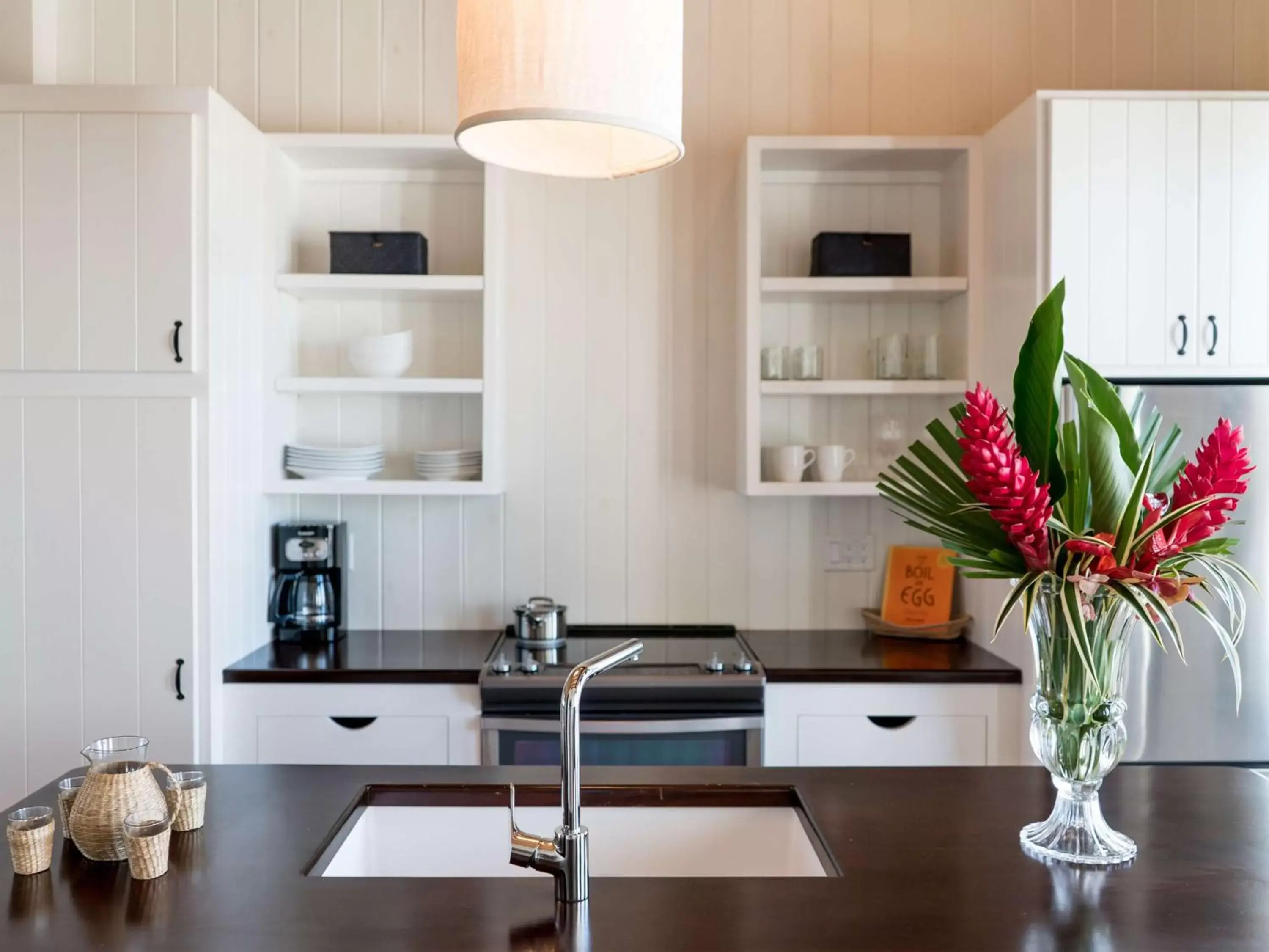 Kitchen or kitchenette, Kitchen/Kitchenette in Mahogany Bay Resort and Beach Club, Curio Collection