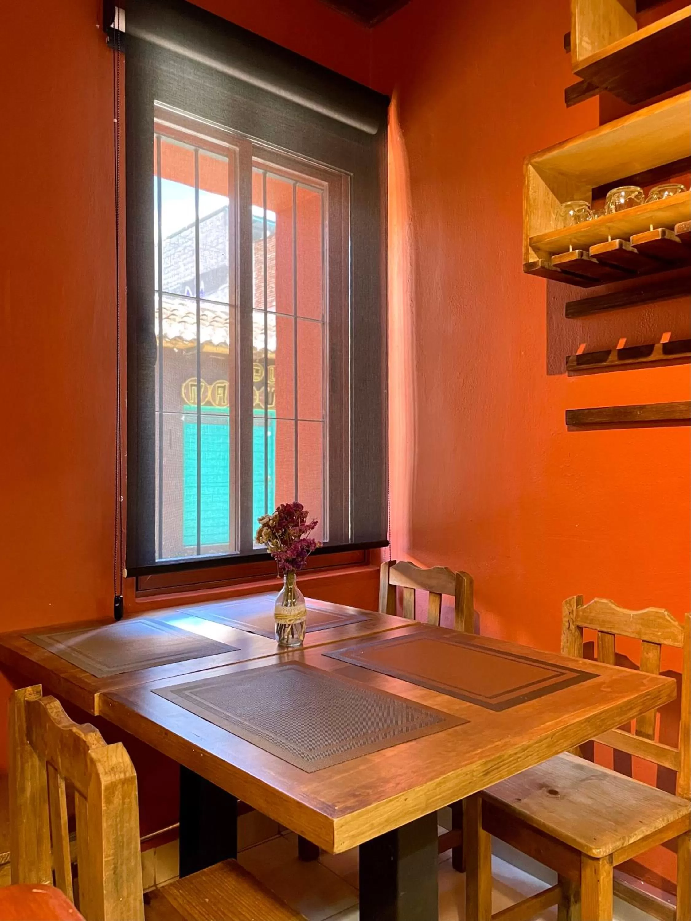 Dining area in Casa Azabache