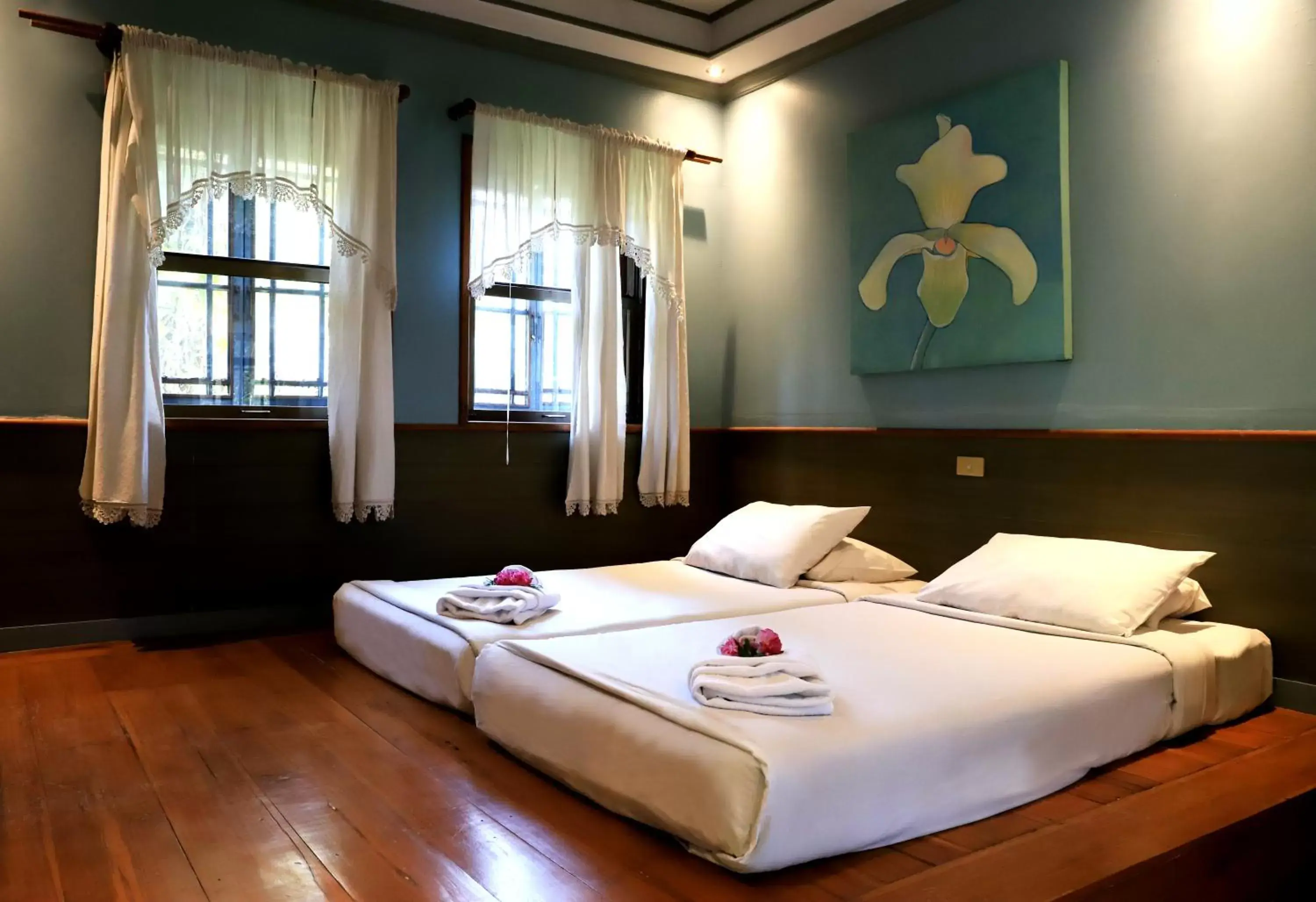 Photo of the whole room, Bed in Kaomai Lanna Resort