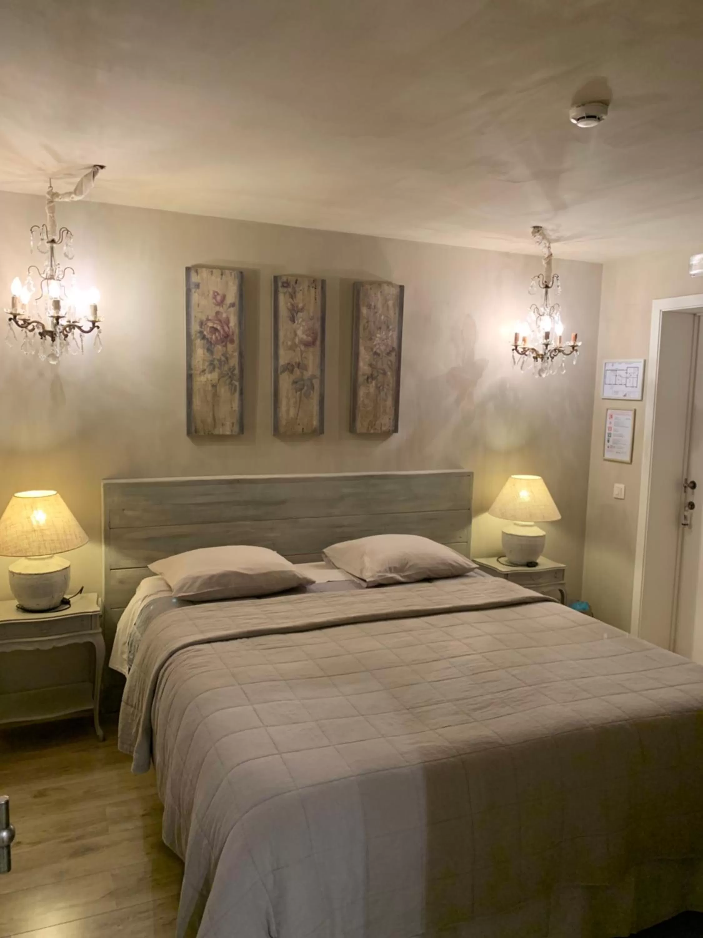 Bed in B&B Silentium