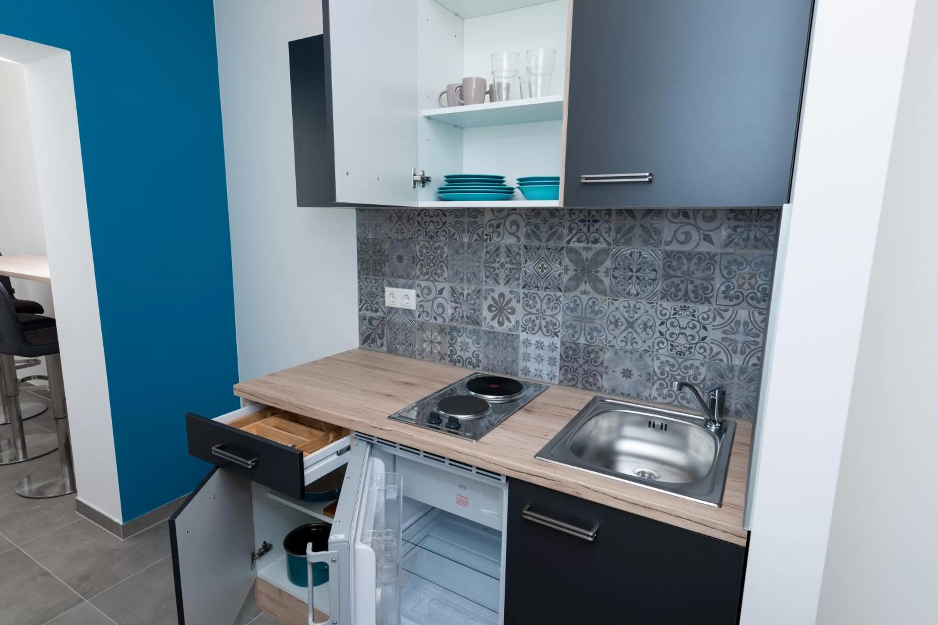 Kitchen or kitchenette in MOTEL24seven