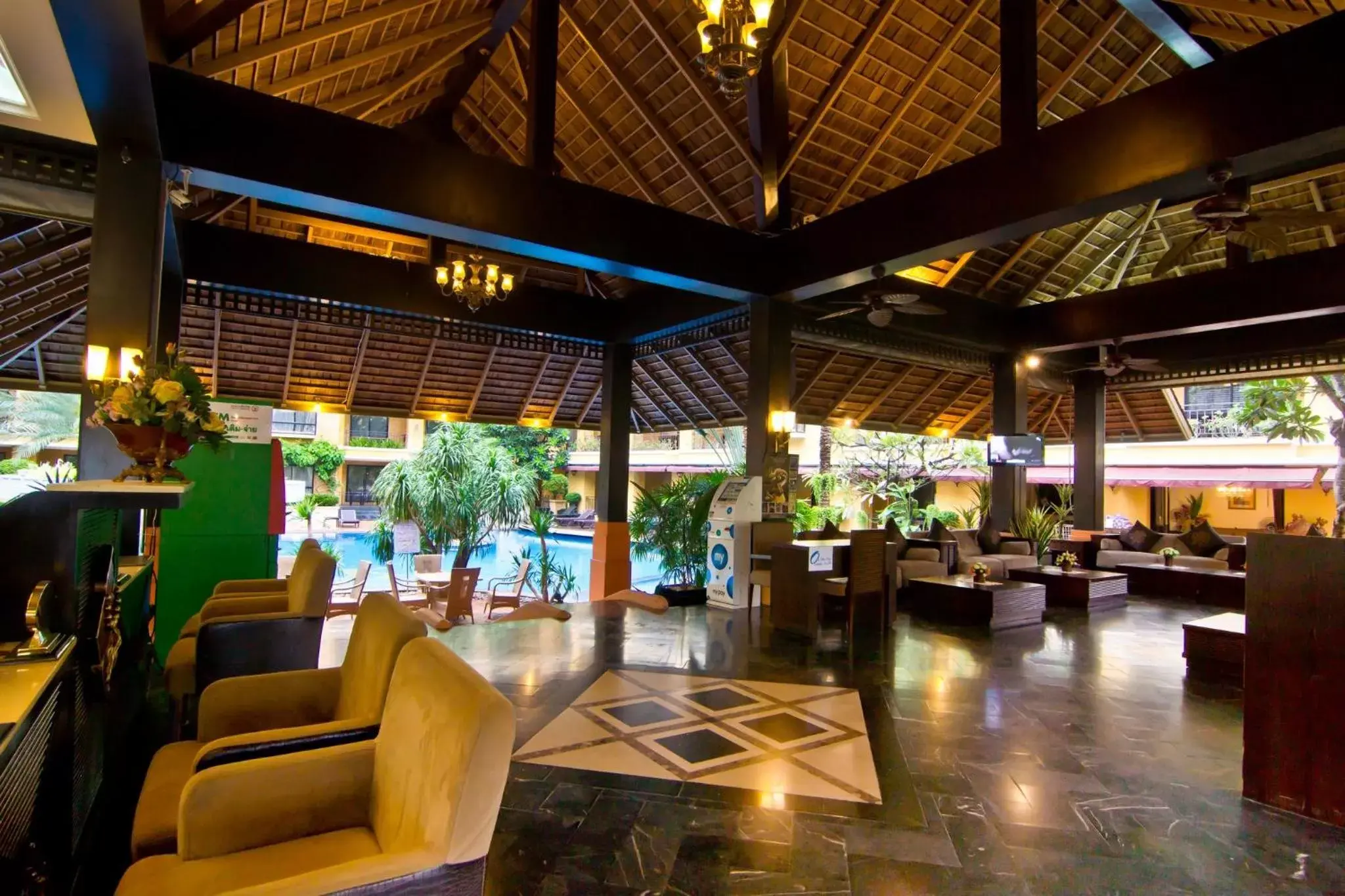 Lobby or reception, Restaurant/Places to Eat in LK Mantra Pura Resort