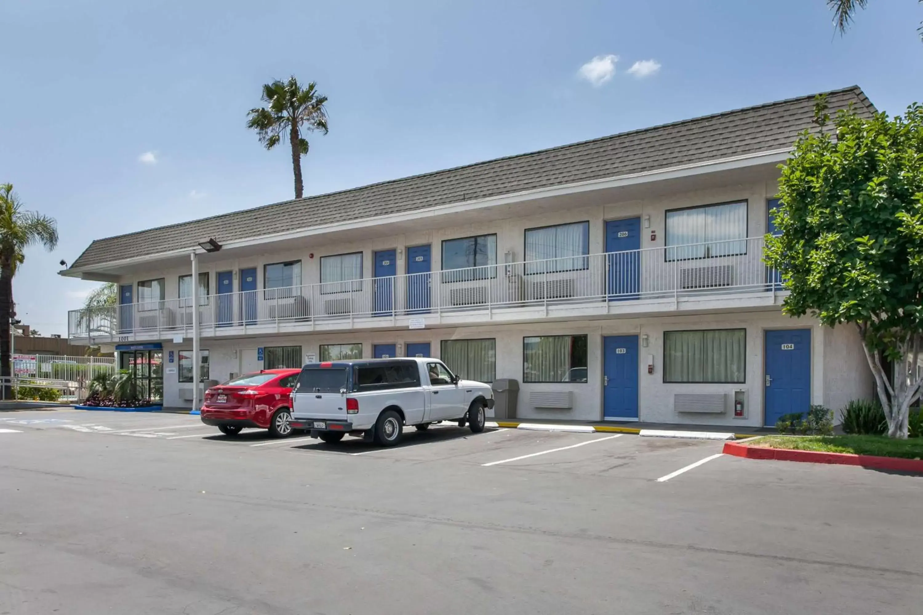 Property Building in Motel 6-Rosemead, CA - Los Angeles