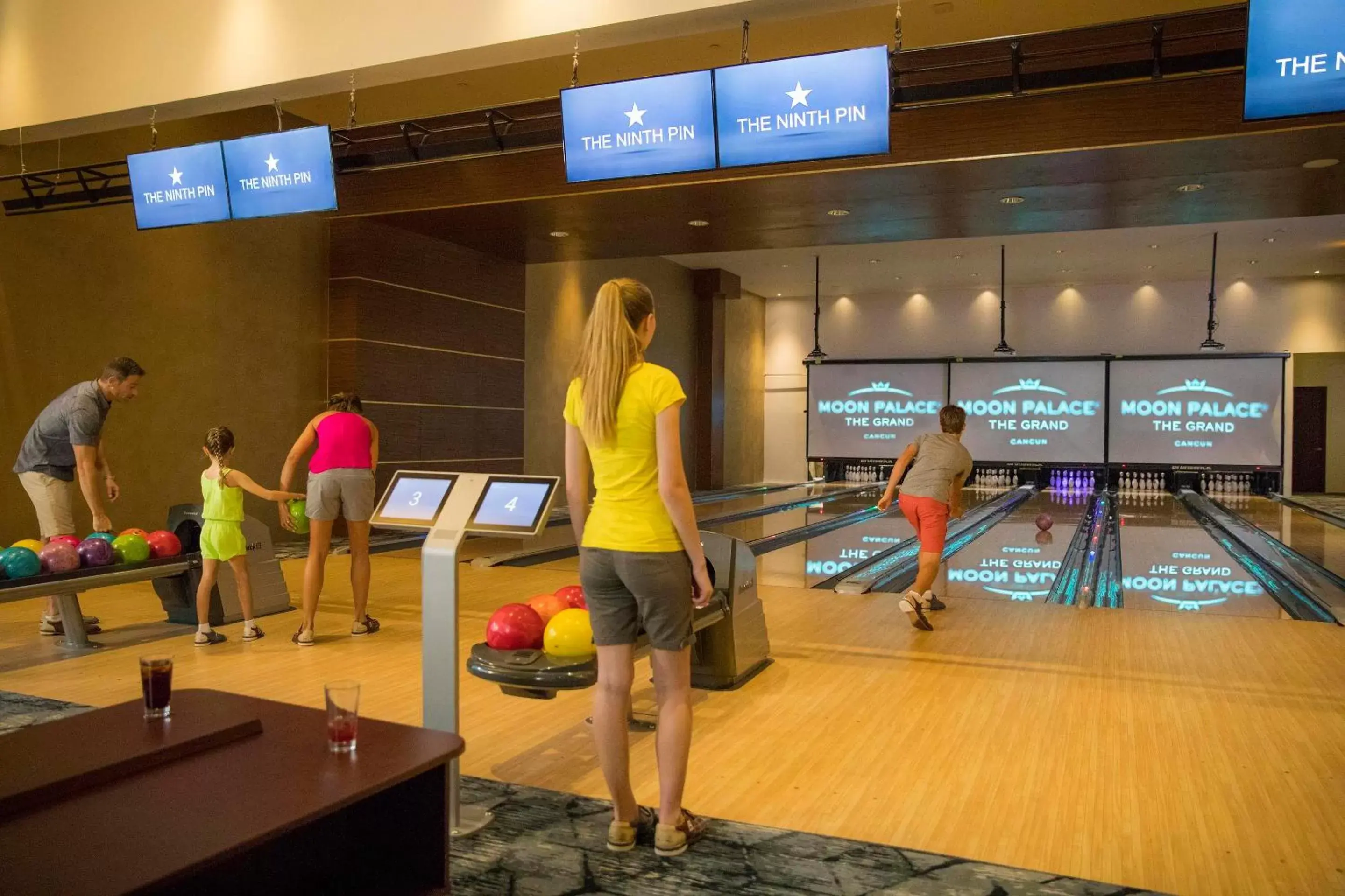 Bowling, Fitness Center/Facilities in Moon Palace The Grand Cancun All Inclusive