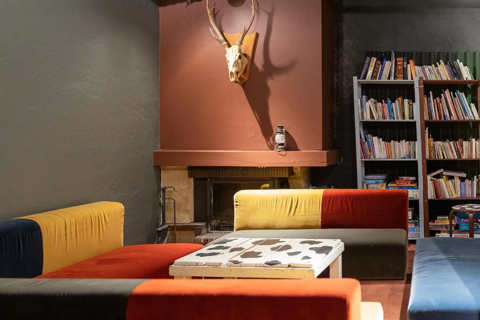 Library, Seating Area in ho36 La Plagne