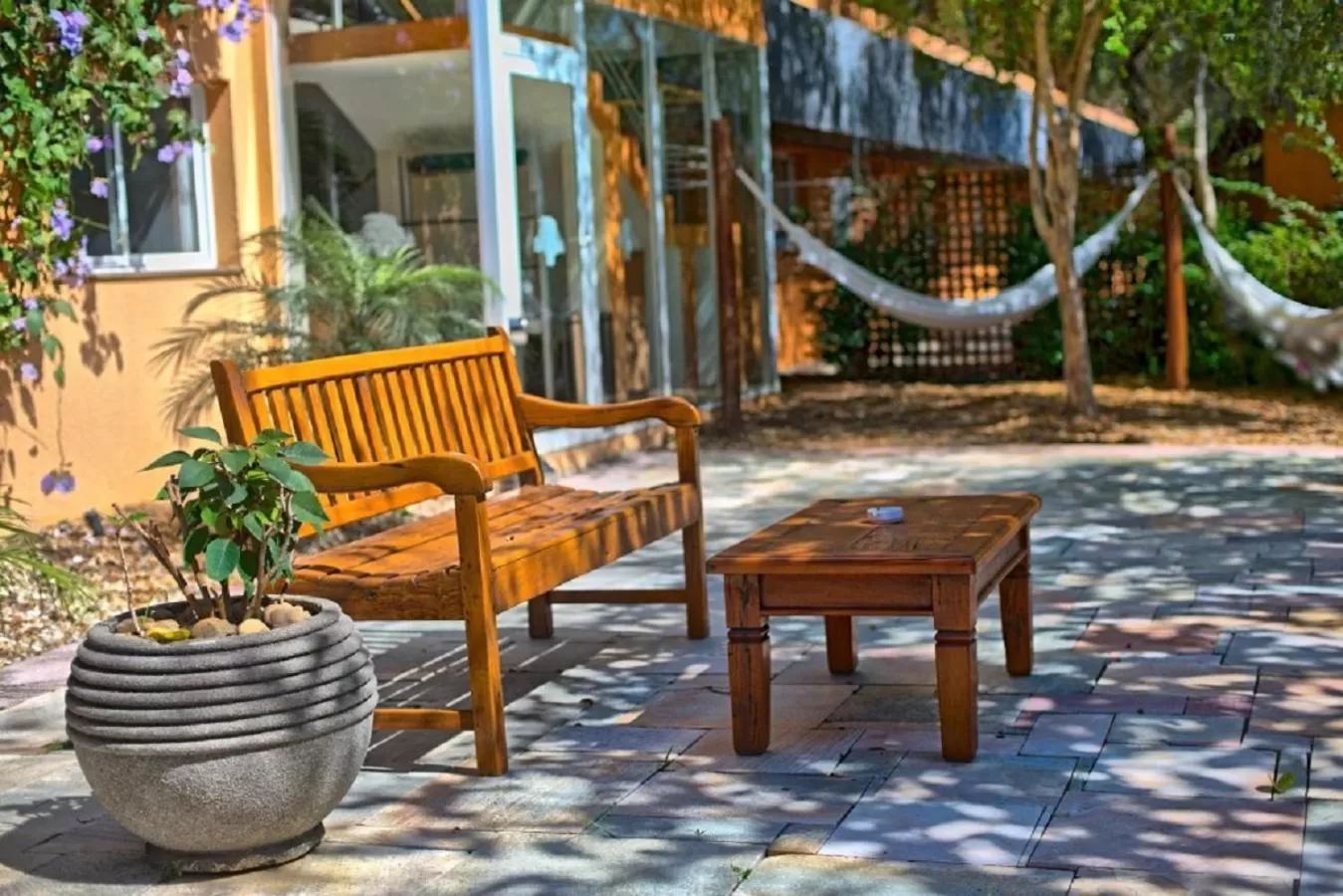 Garden in Carlton Plaza Baobá