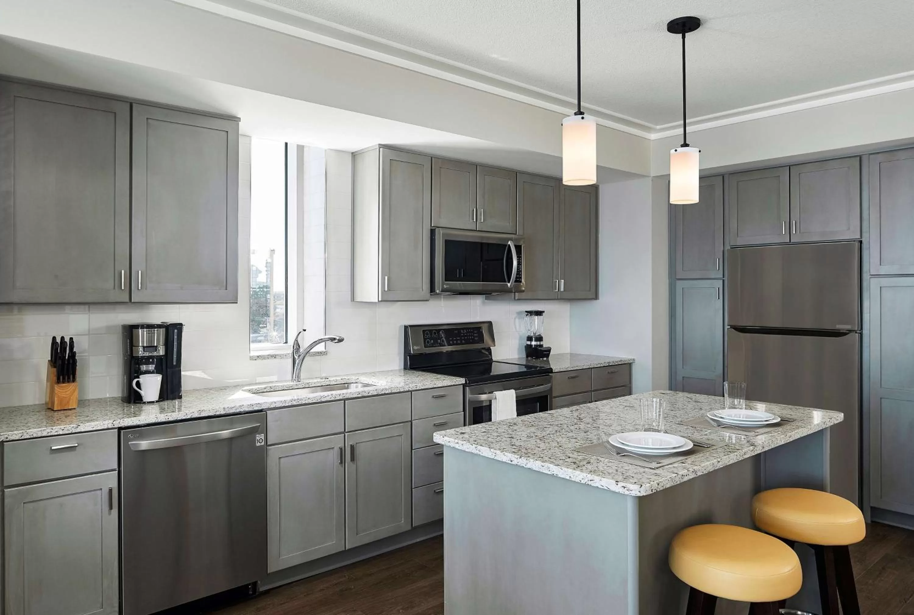 Kitchen or kitchenette in Hilton Grand Vacations Club Ocean Enclave Myrtle Beach