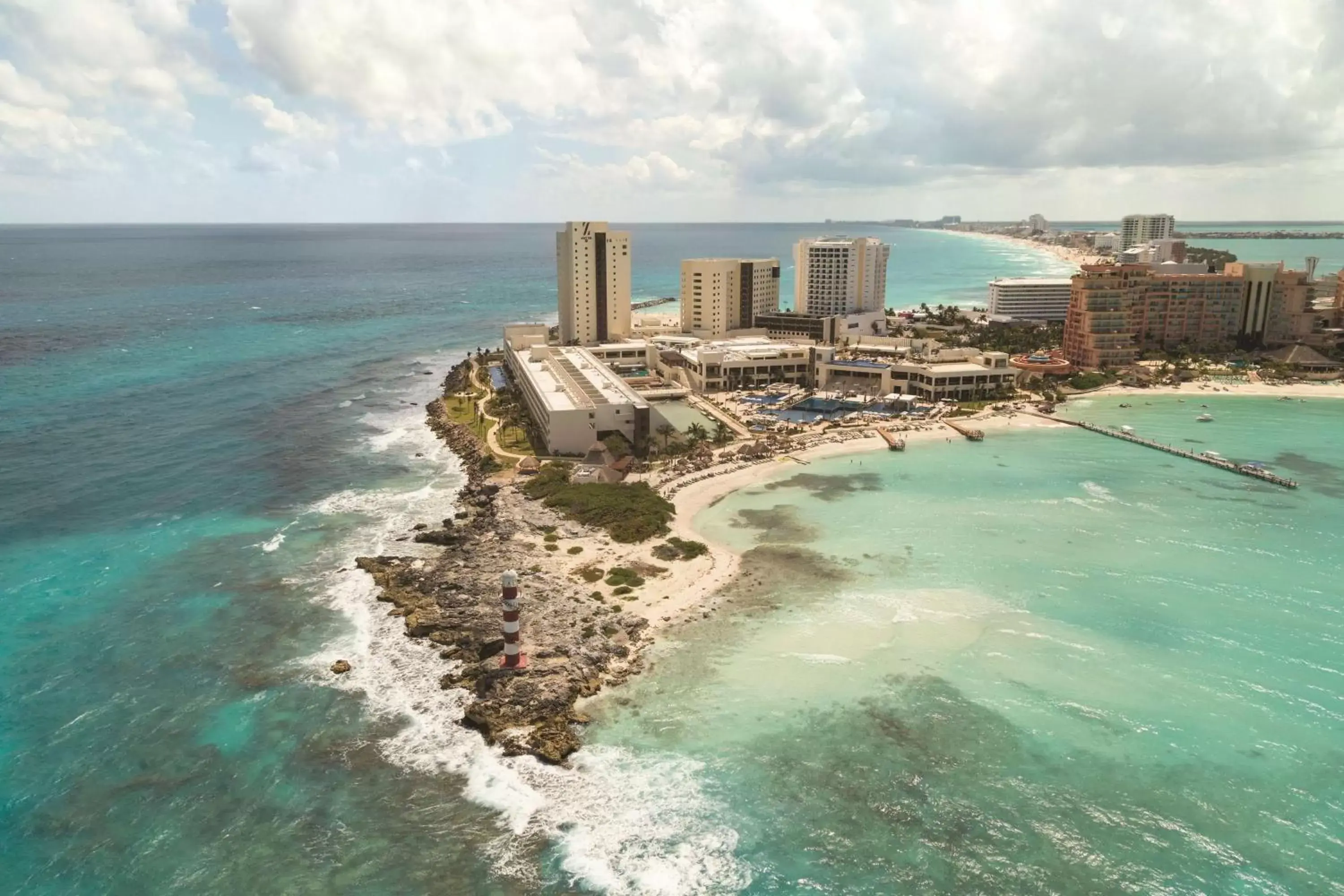 Property building, Bird's-eye View in Hyatt Ziva Cancun