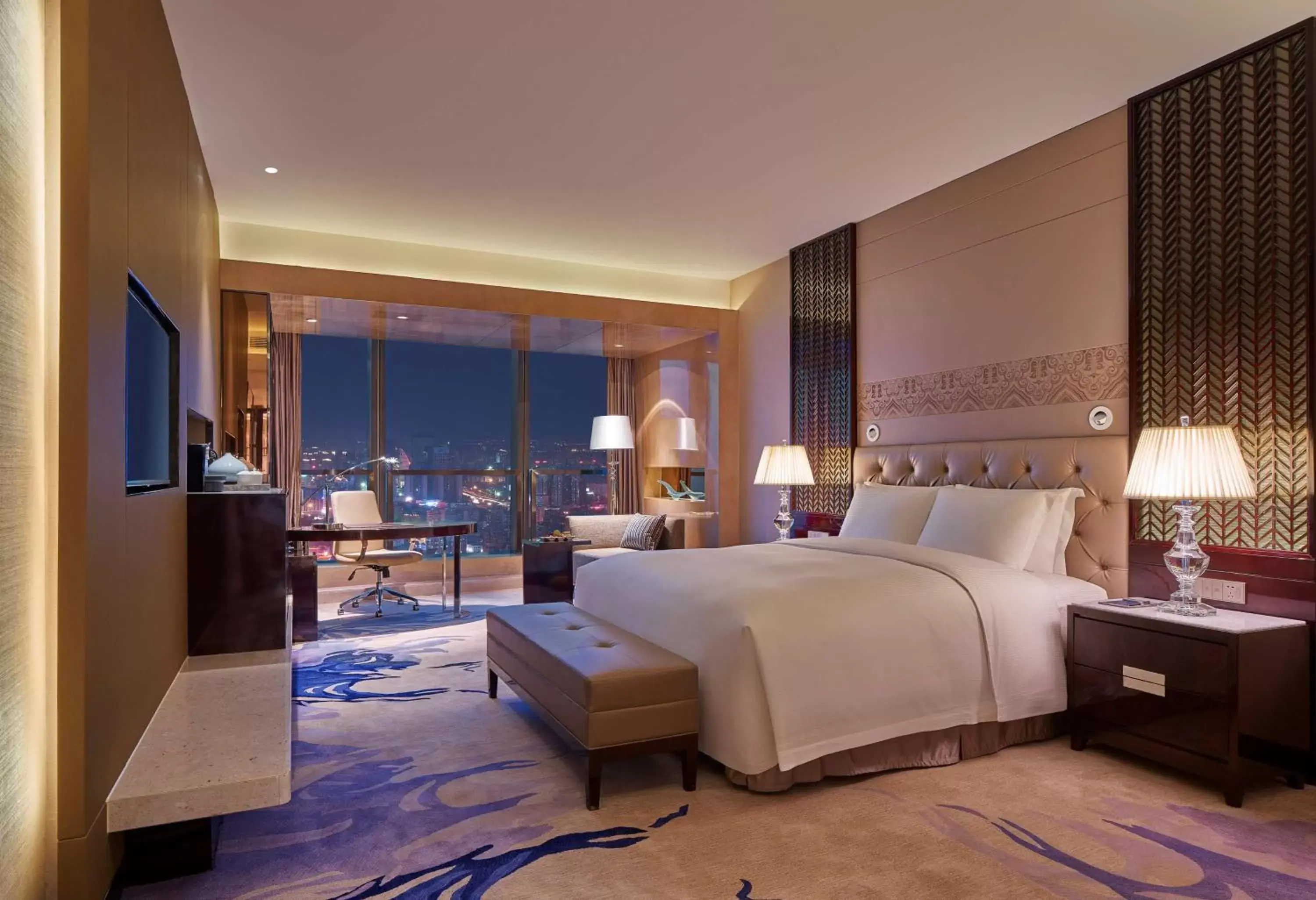 Bedroom in Hilton Haikou
