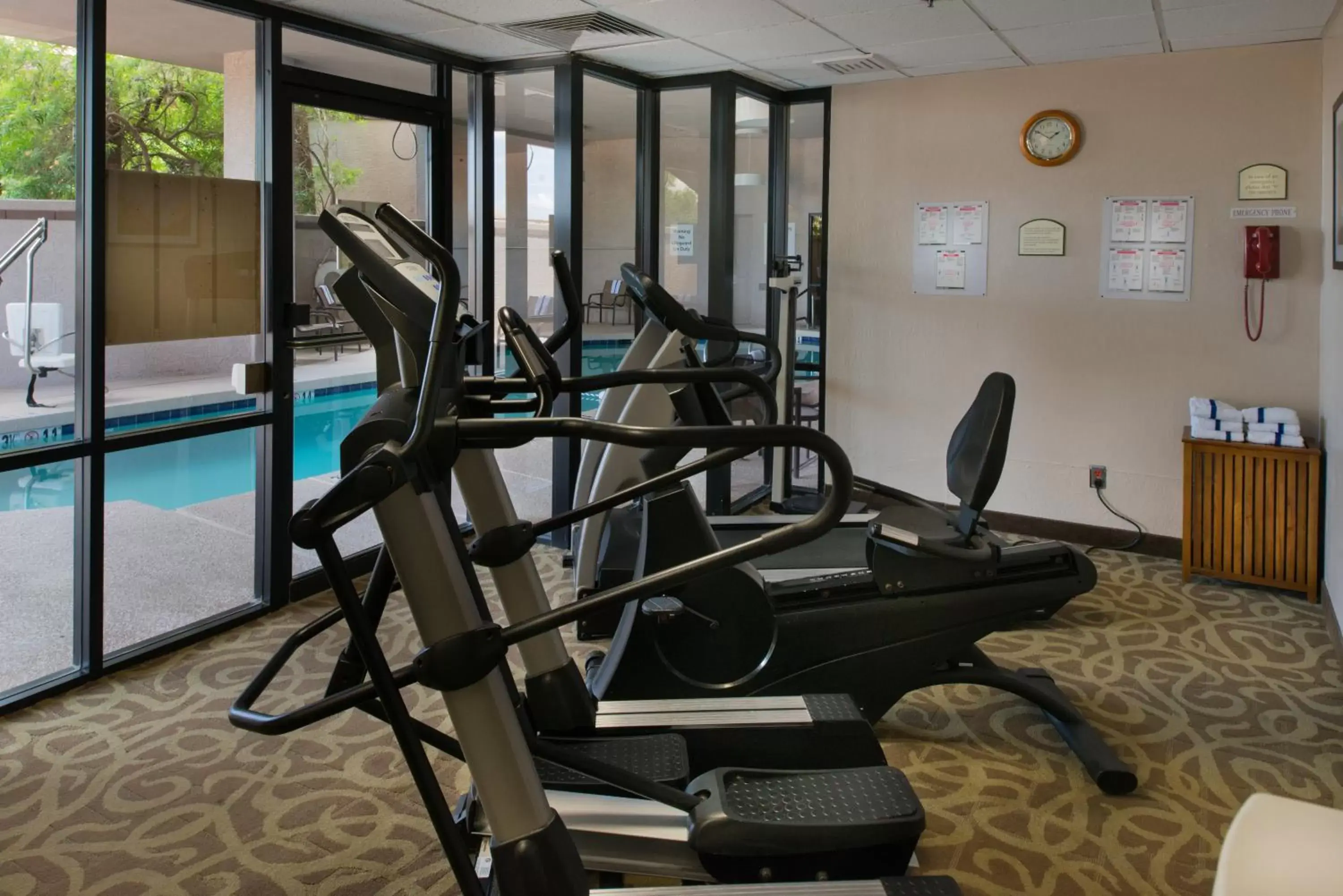 Fitness centre/facilities in GreenTree Hotel Phoenix West Fitness centre/facilities in GreenTree Hotel Phoenix West