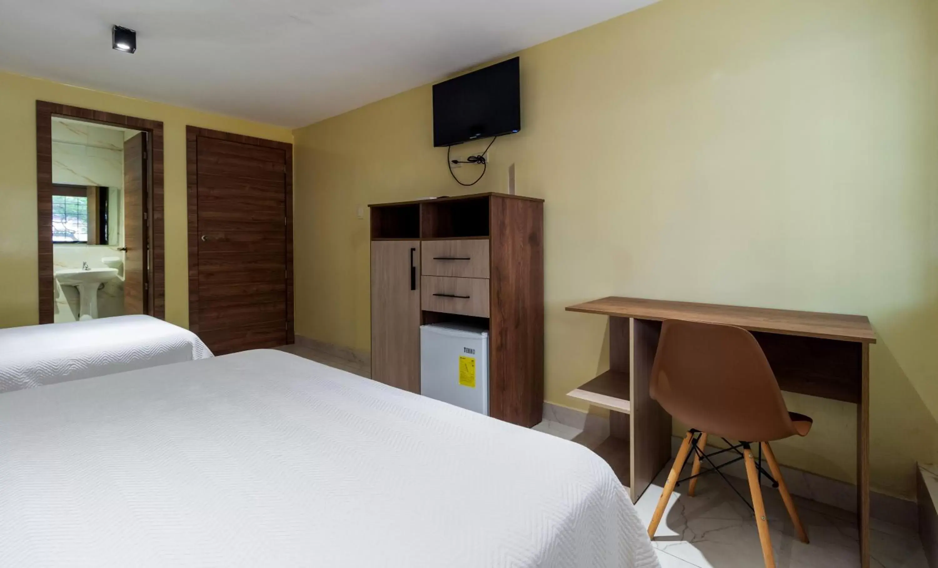 Standard Twin Room in Hotel Sada Standard Twin Room in Hotel Sada