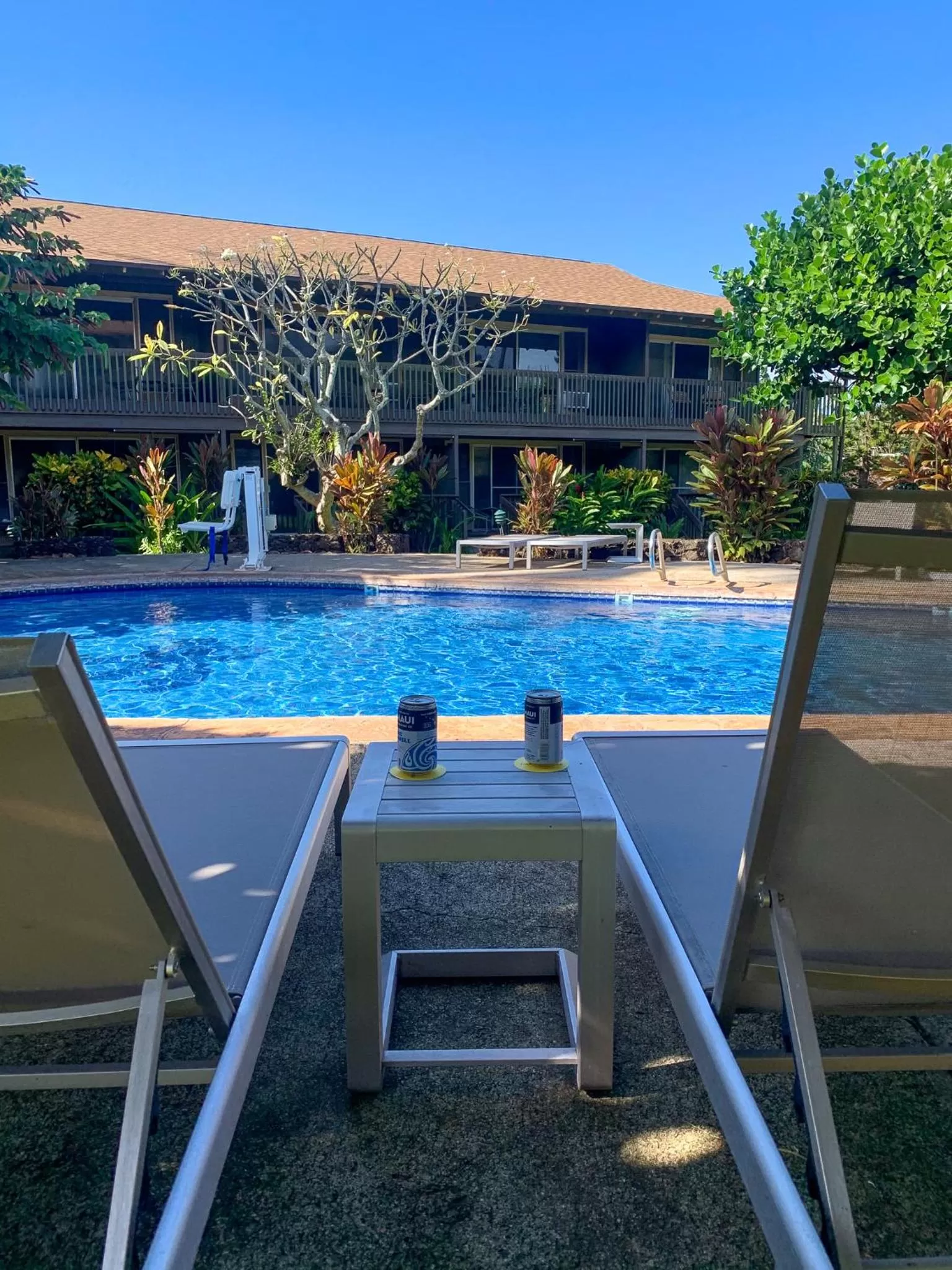 Swimming pool in Napili Village Hotel