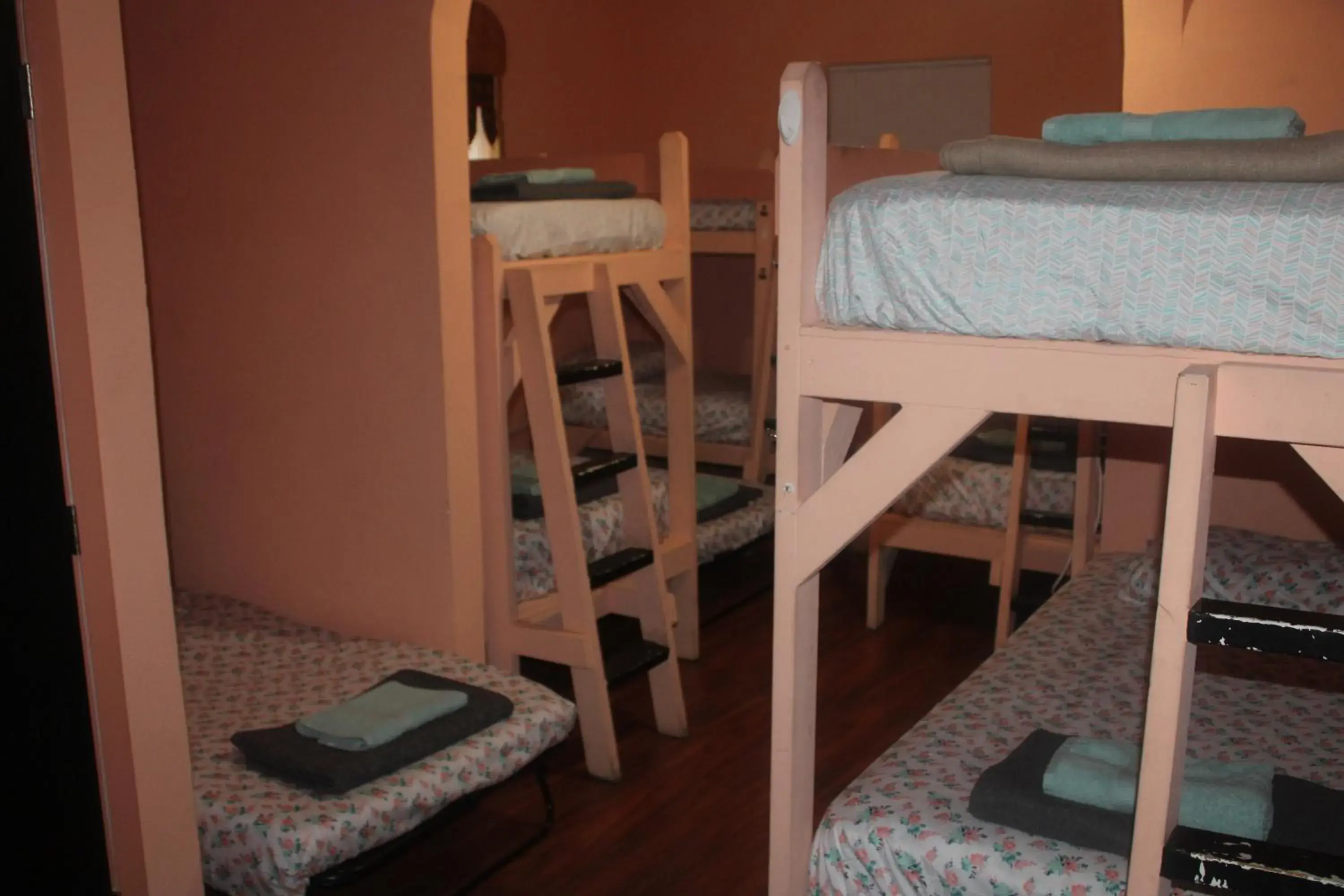 Photo of the whole room, Bunk Bed in Hoosville Hostel (Formerly The Everglades Hostel)