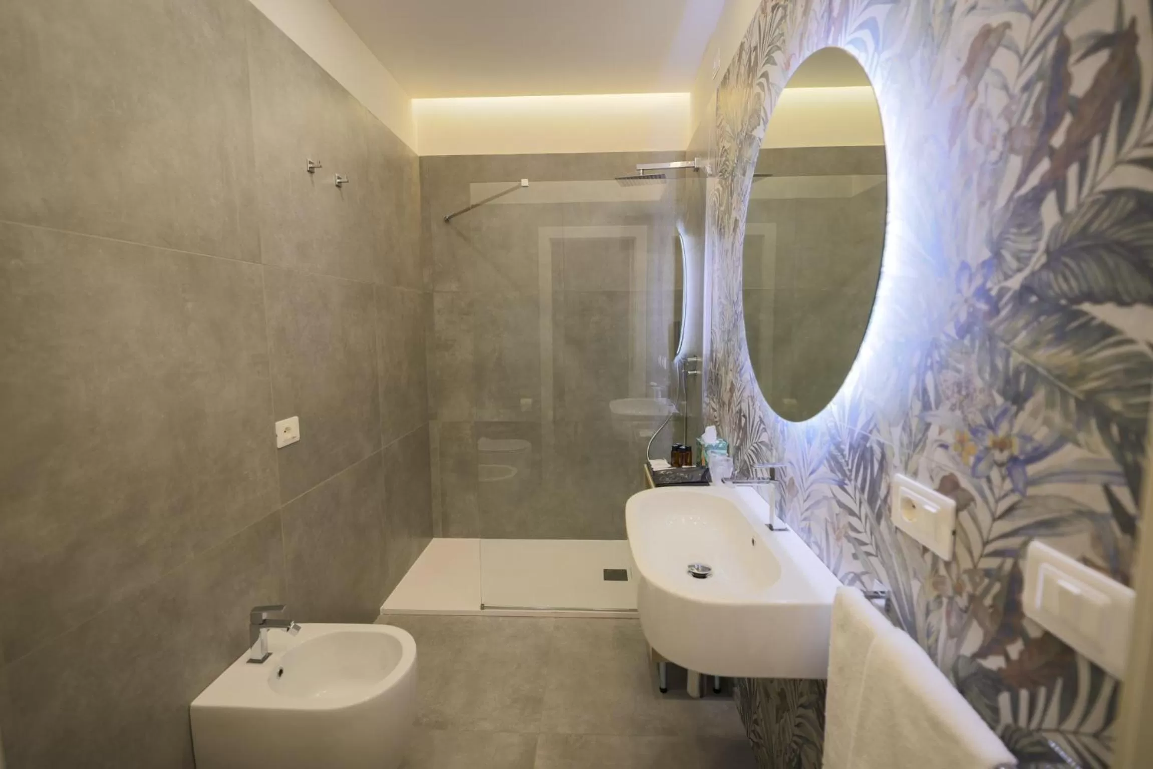 Shower, Bathroom in Brettia Guest Rooms