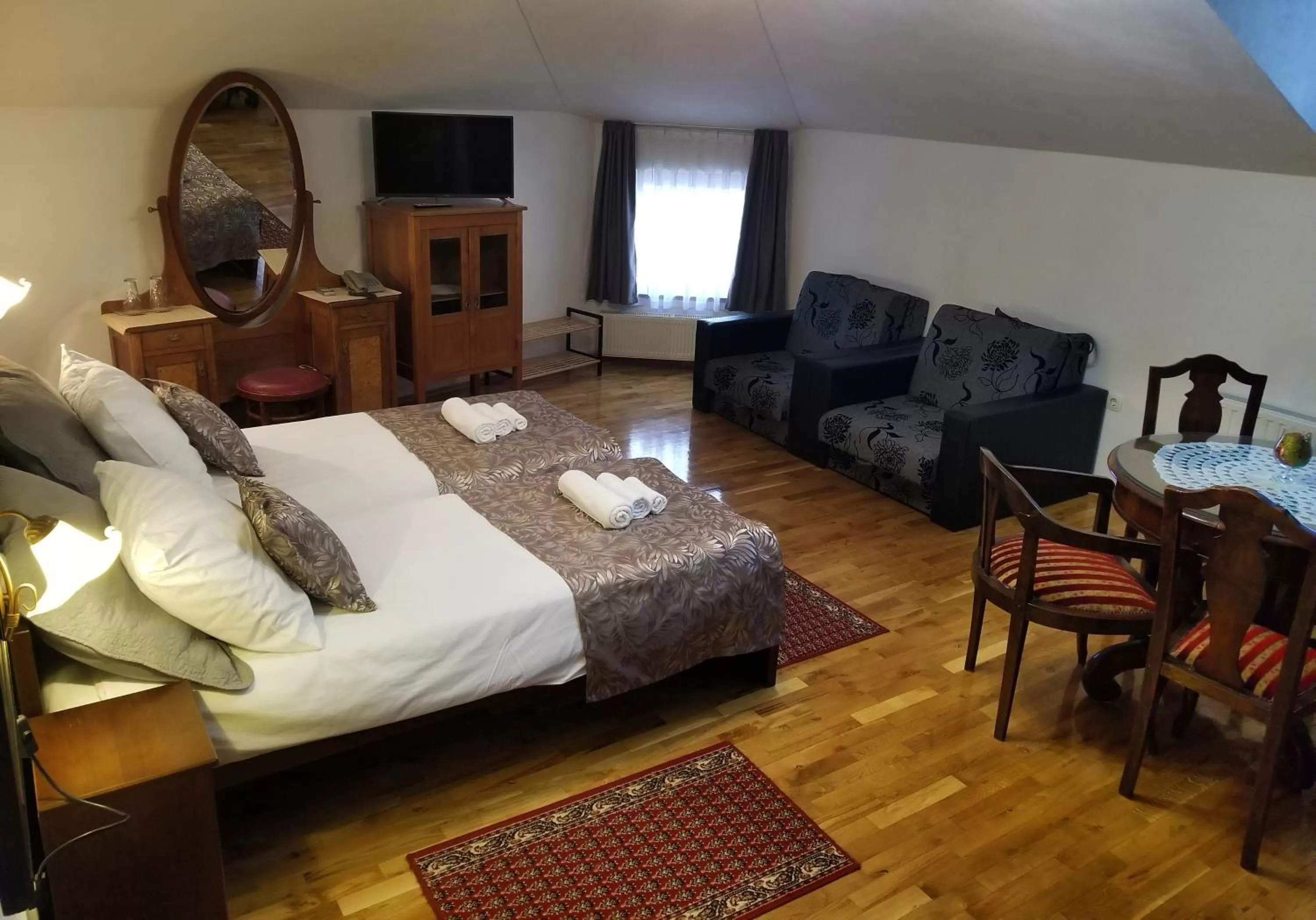 Photo of the whole room, Bed in Wellness B&B Winery Sontacchi