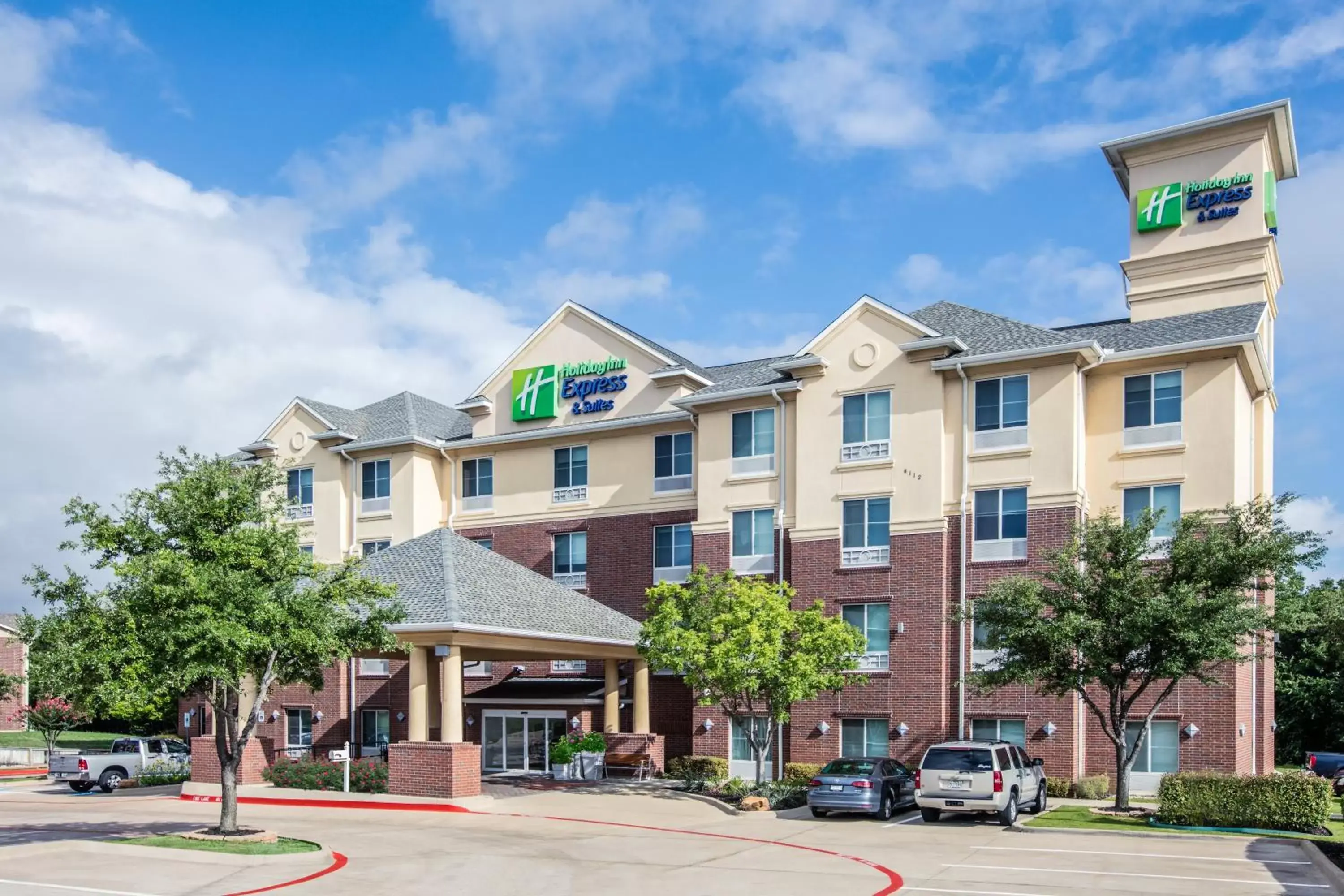 Property Building in Holiday Inn Express Hotel & Suites Dallas - Grand Prairie I-20, an IHG Hotel