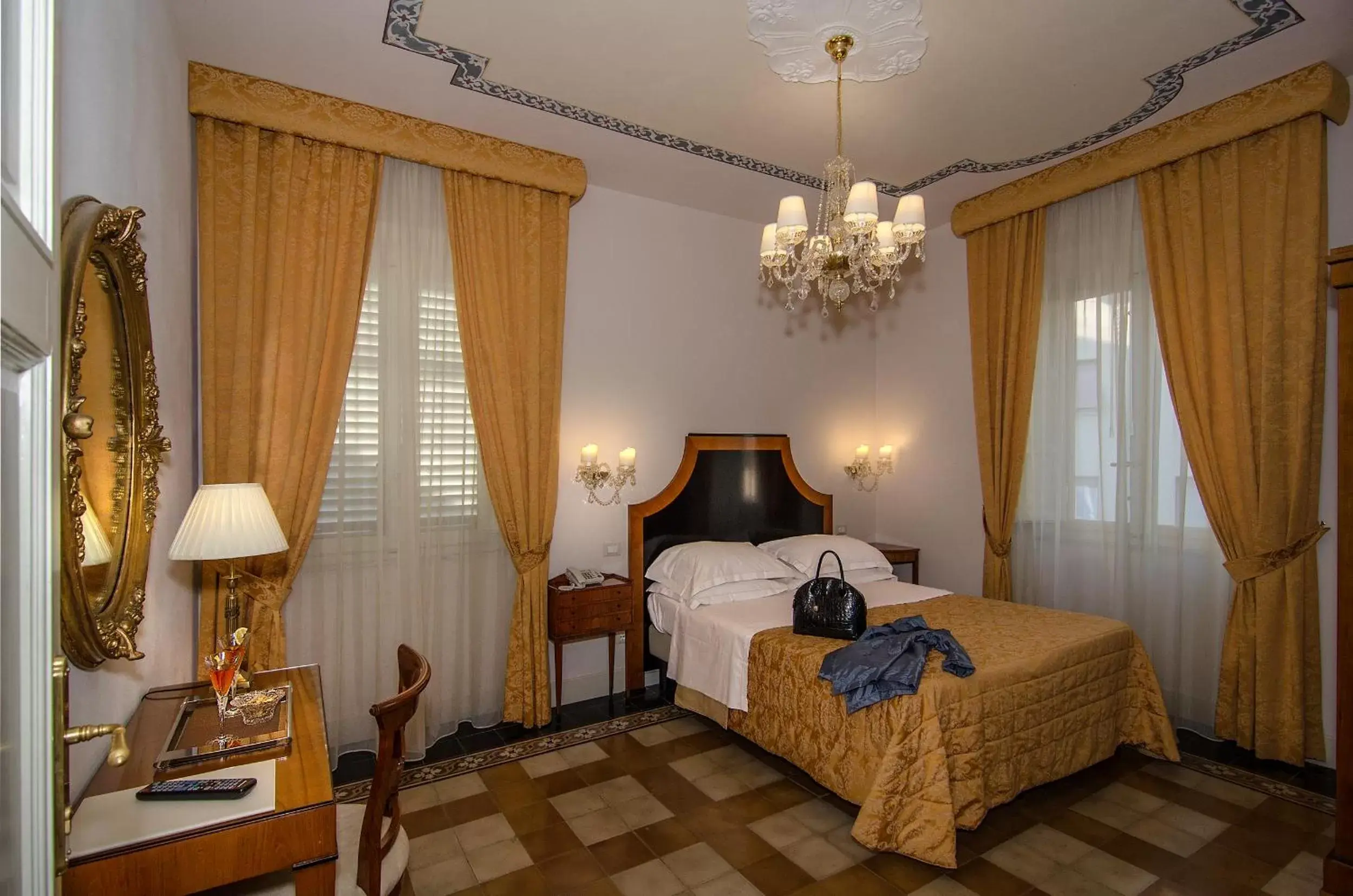 Photo of the whole room, Room Photo in Lucca in Azzurro Maison de Charme