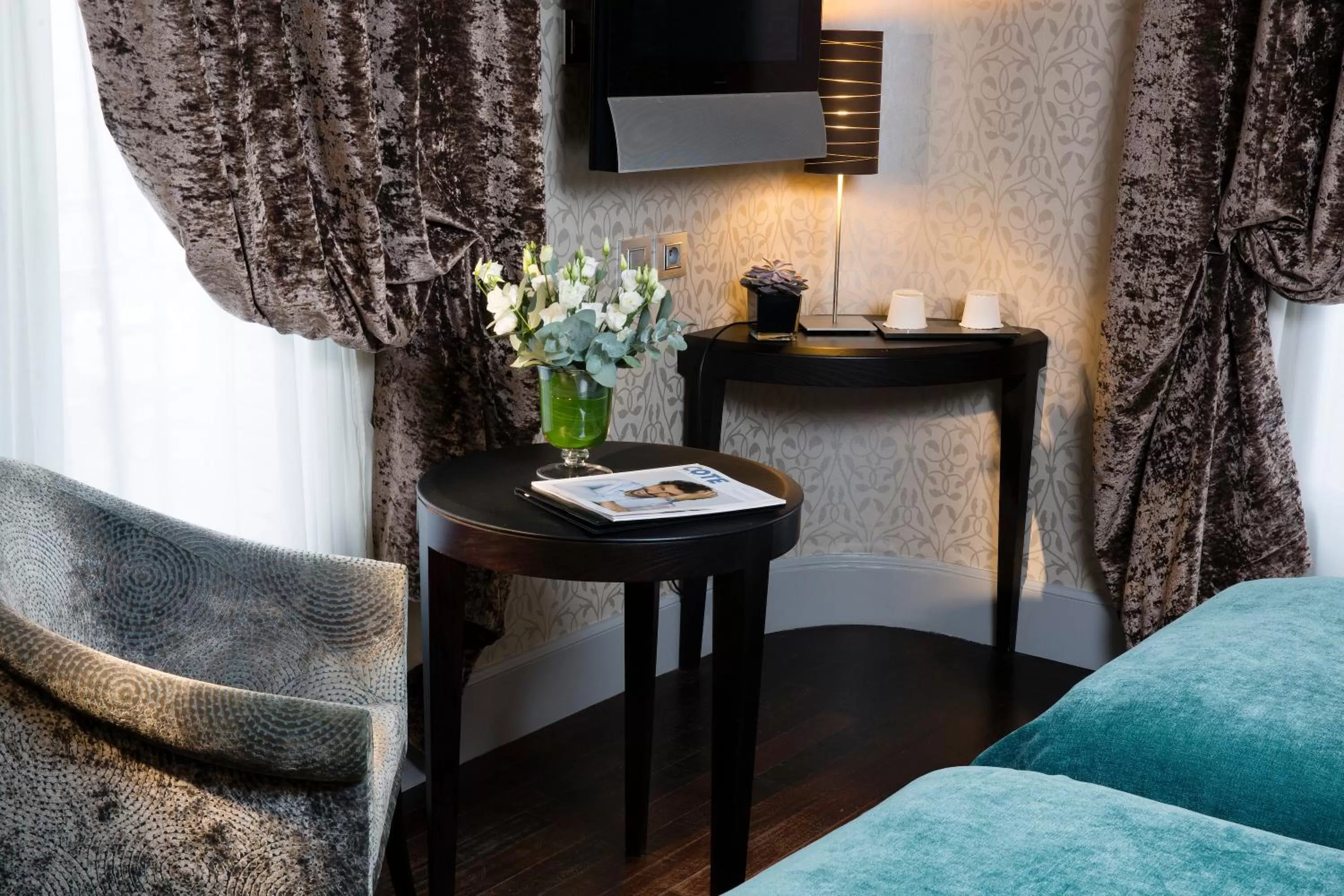 Bed in Hotel Ares Eiffel