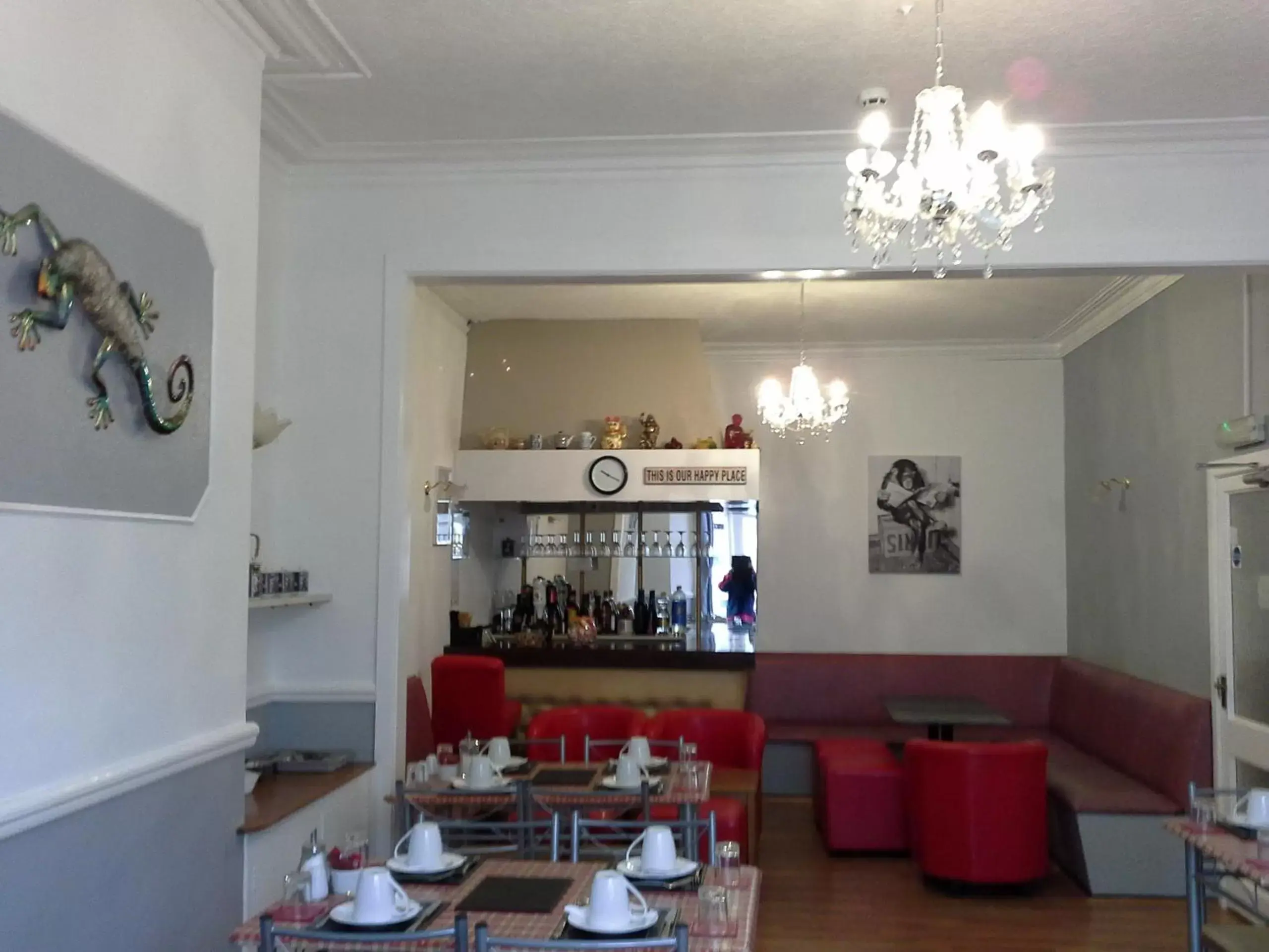 Lounge or bar, Restaurant/Places to Eat in Hornby House Hotel