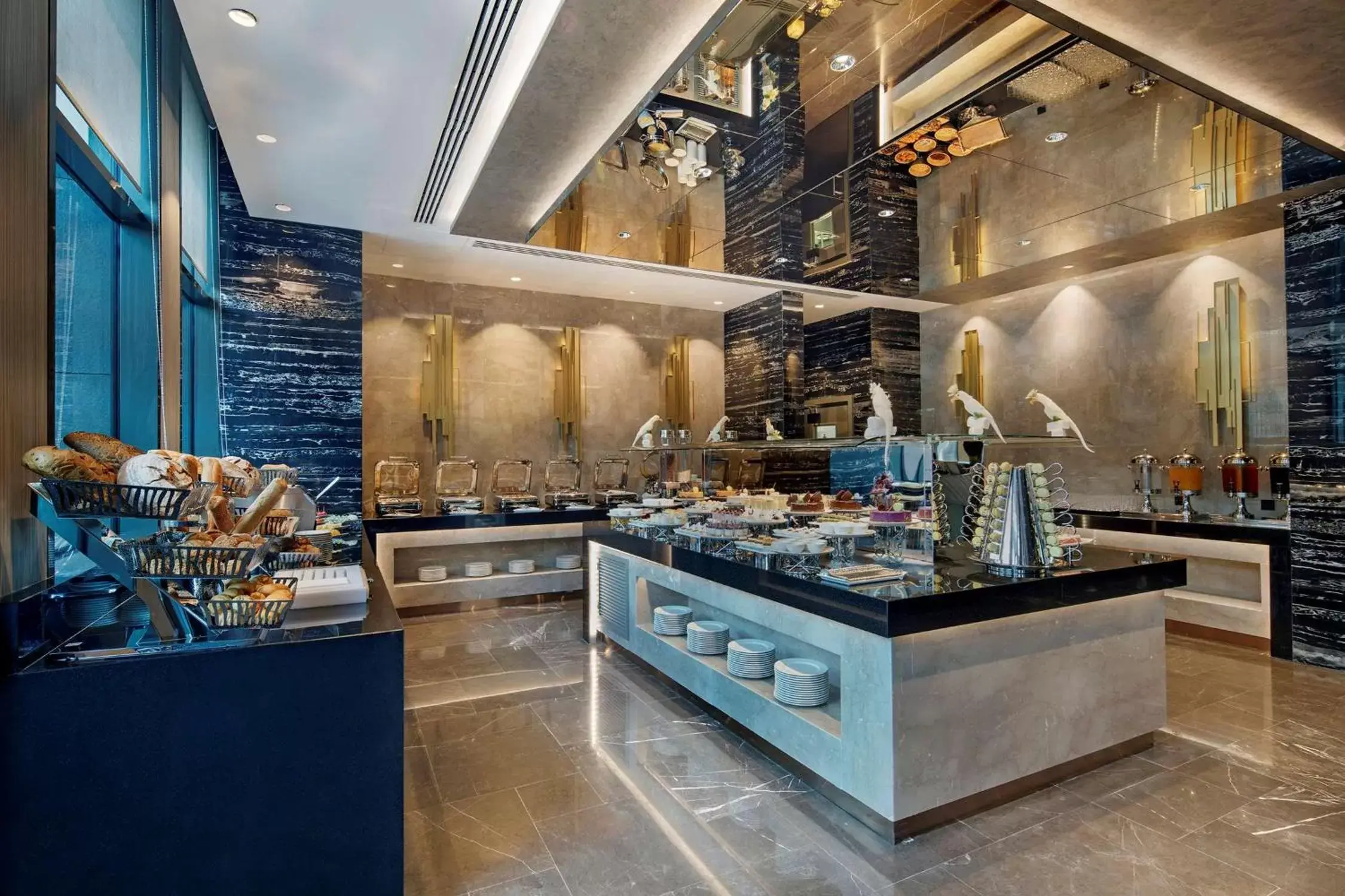 Restaurant/places to eat in DoubleTree by Hilton Istanbul - Piyalepasa Restaurant/places to eat in DoubleTree by Hilton Istanbul - Piyalepasa