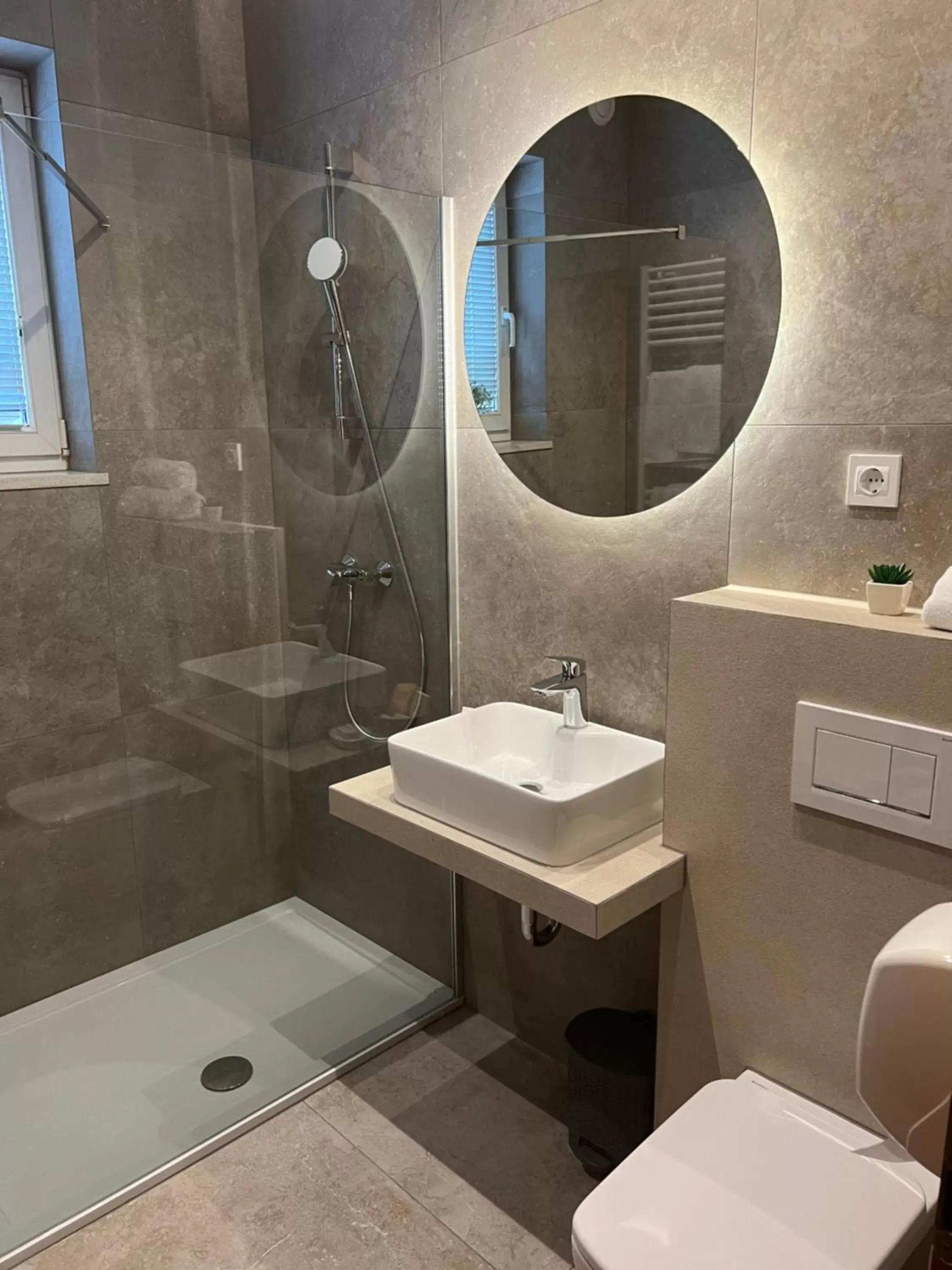 Shower, Bathroom in Hotel Bajt Maribor