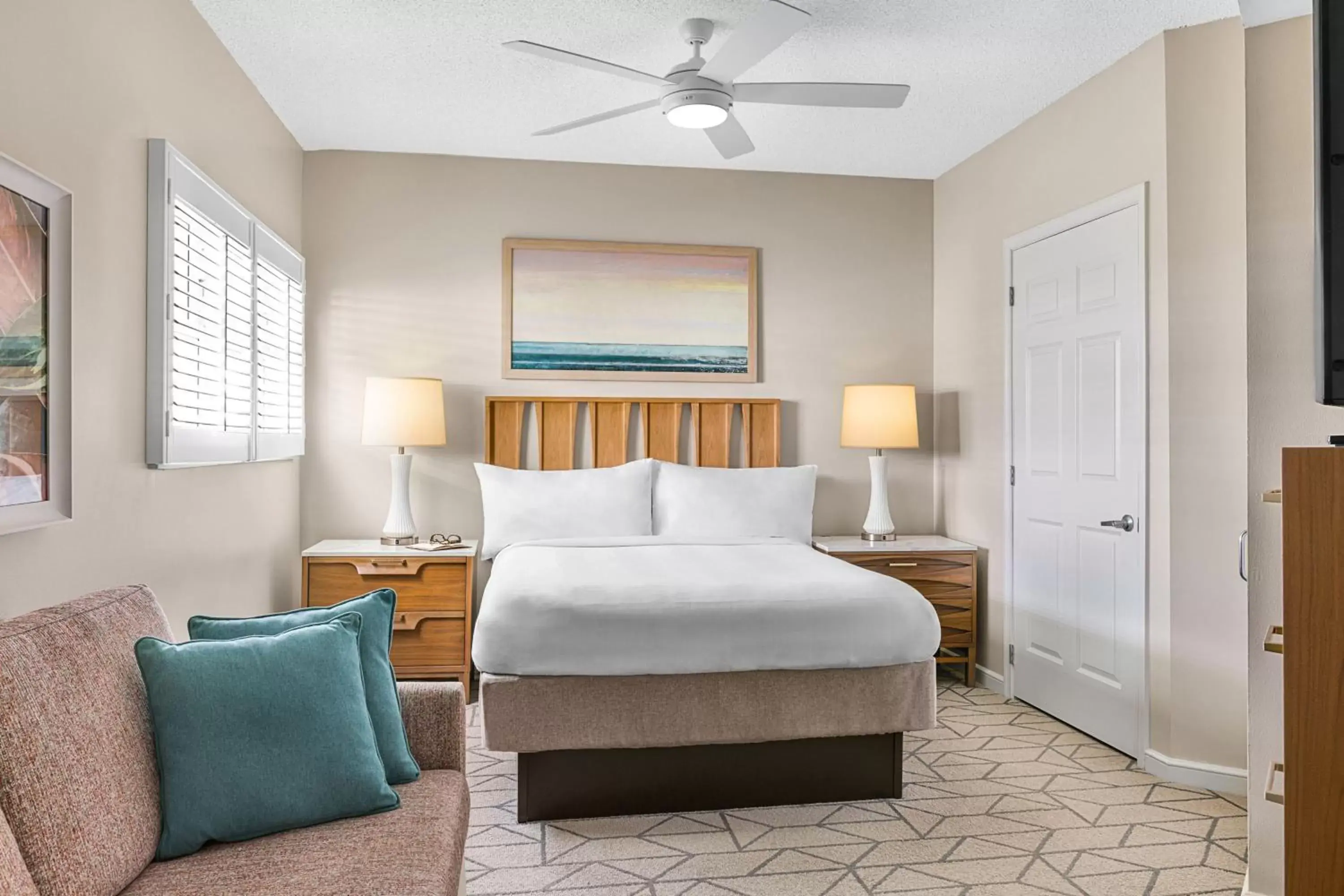 Bedroom, Bed in Marriott's Villas At Doral