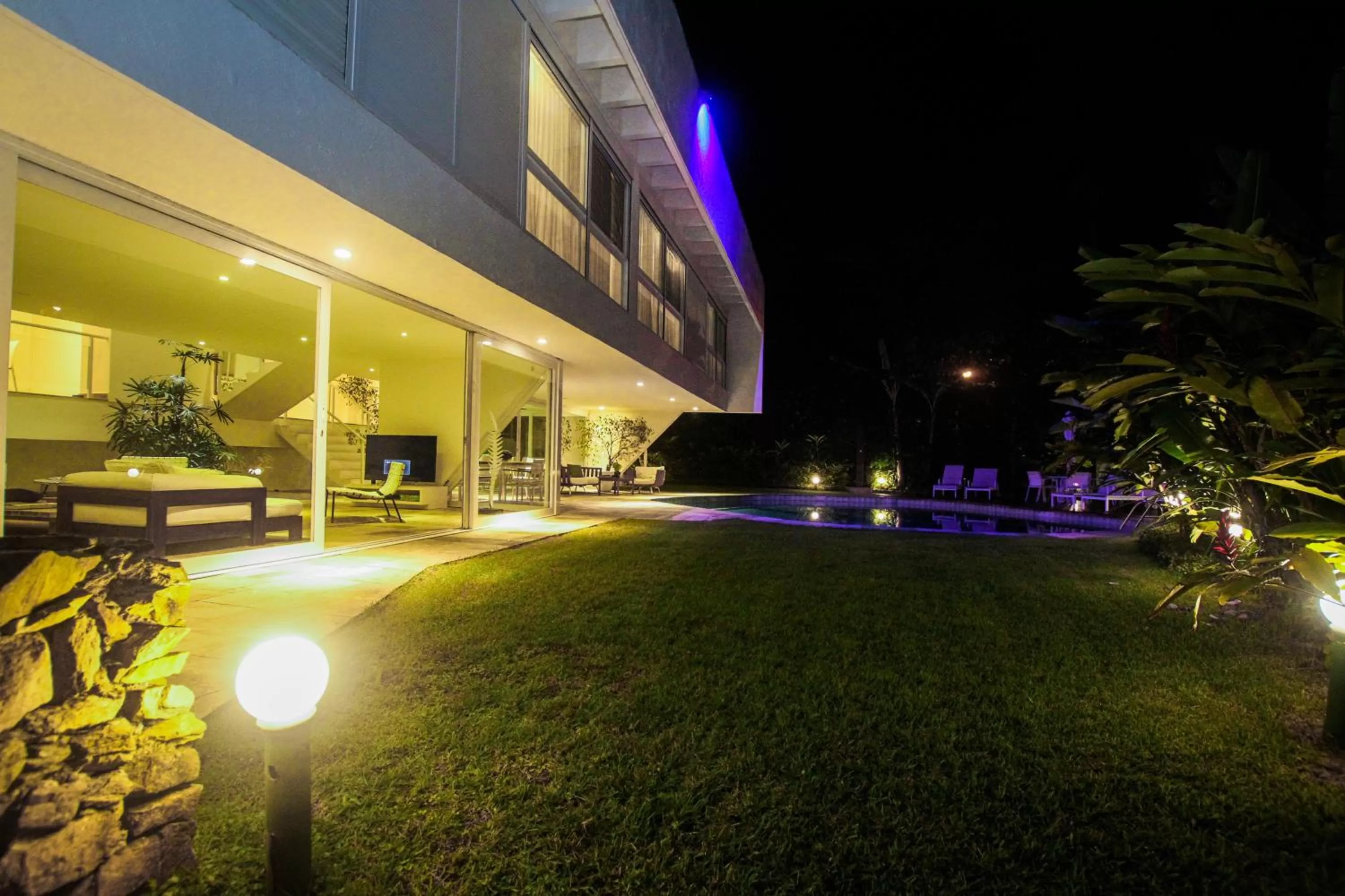 Facade/entrance in Guest House Guarujá Hotel Boutique