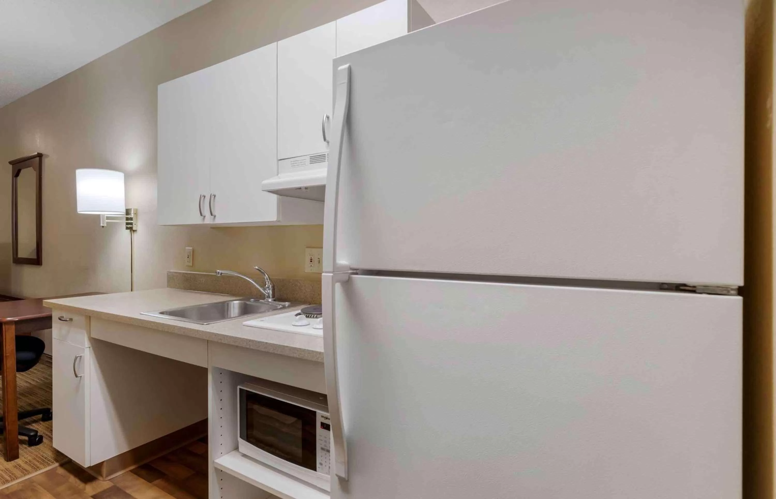 Bedroom, Bathroom in Extended Stay America Suites - Laredo - Del Mar