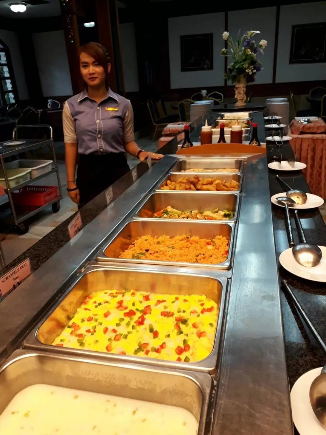 Buffet breakfast in Royal Palace Hotel
