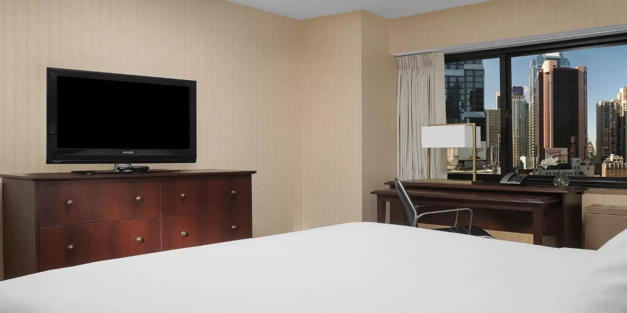 Photo of the whole room, TV/Entertainment Center in The Manhattan at Times Square