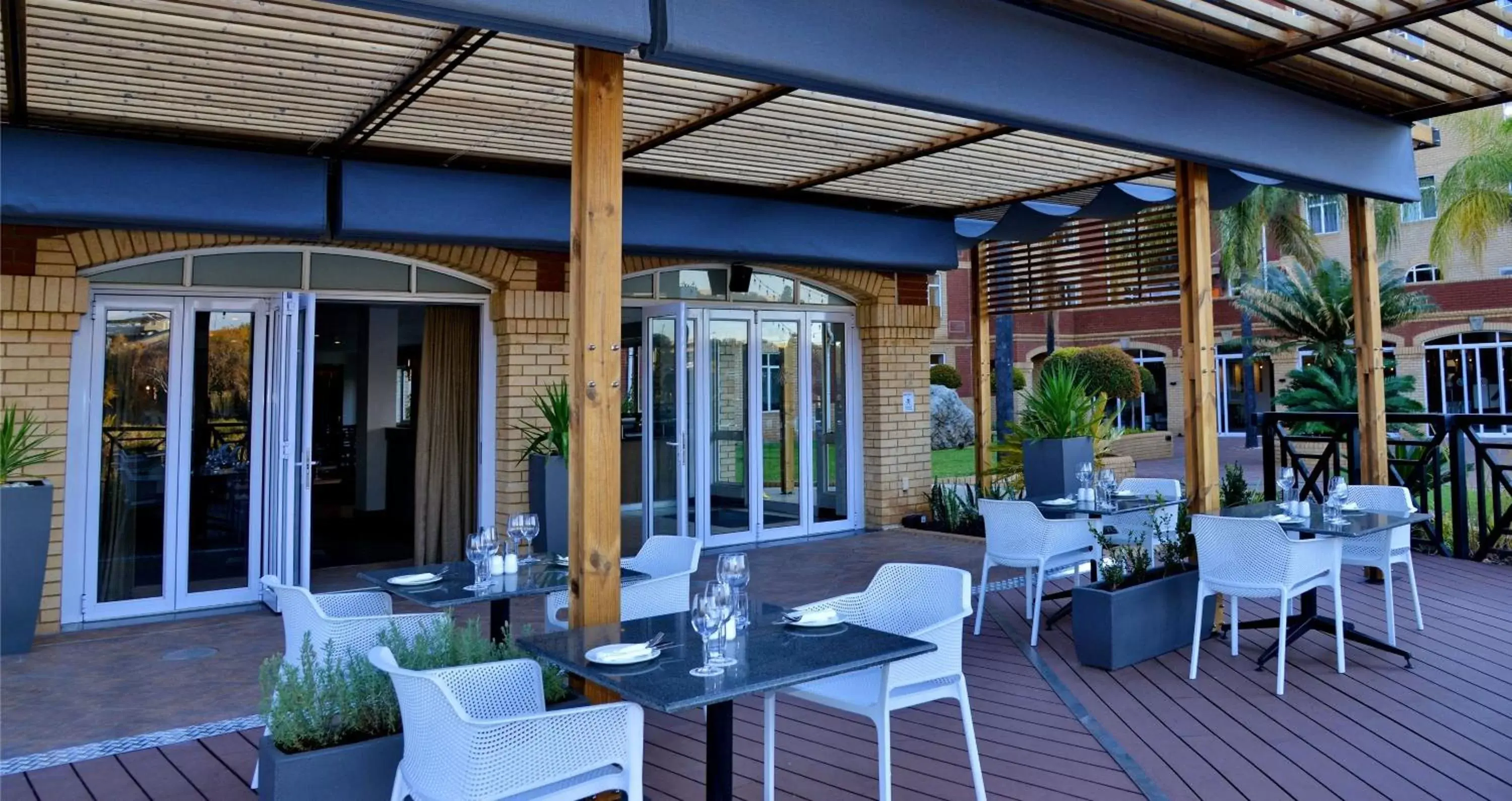 Restaurant/Places to Eat in ANEW Hotel Centurion Pretoria