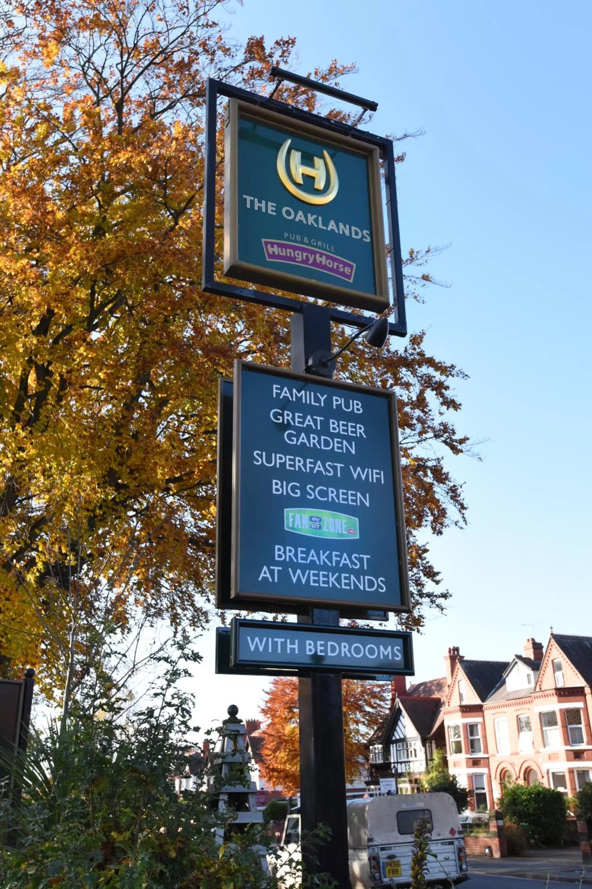 Oaklands by Greene King Inns