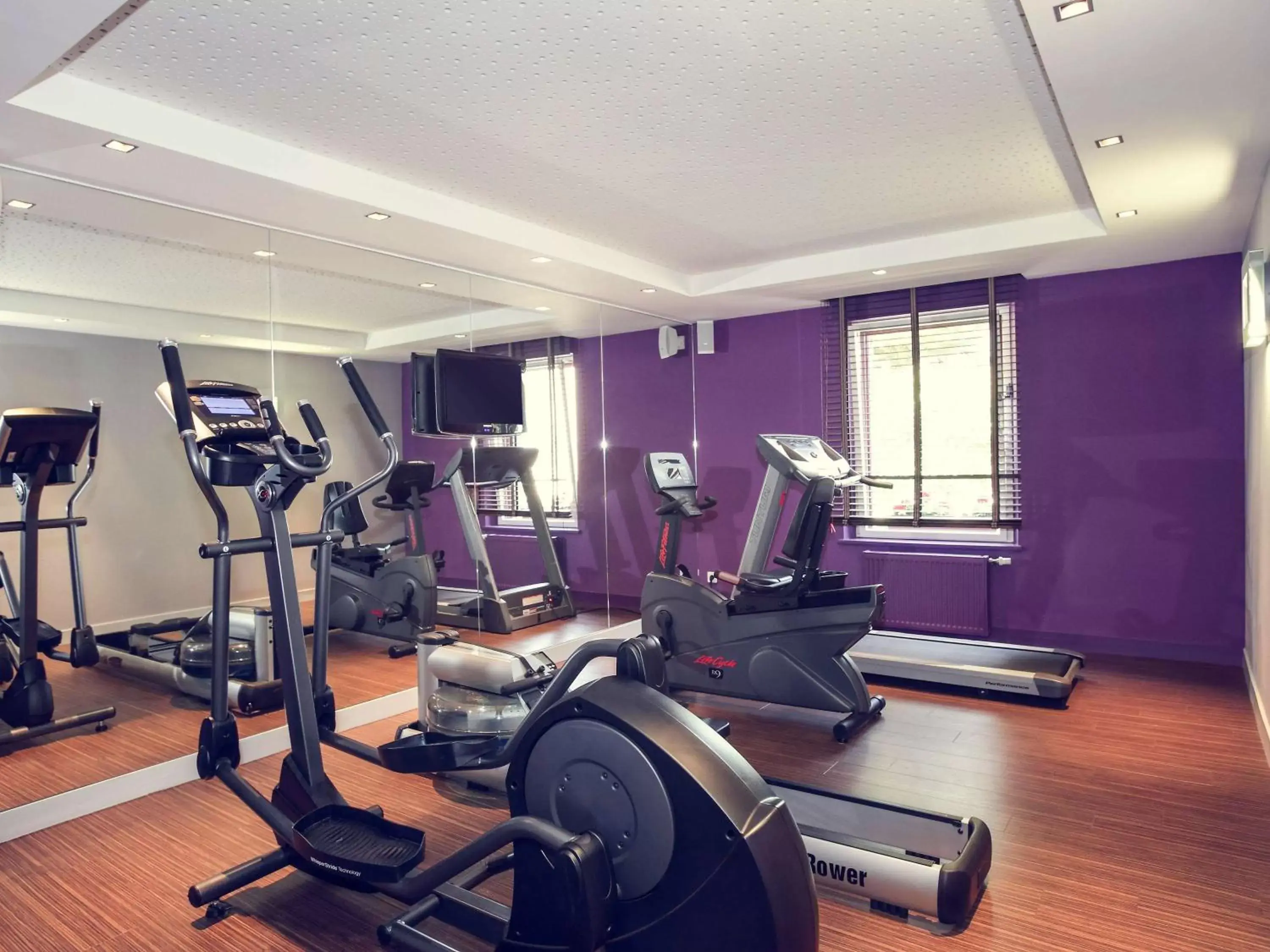 Fitness centre/facilities in Mercure Dinan Port Le Jerzual Fitness centre/facilities in Mercure Dinan Port Le Jerzual