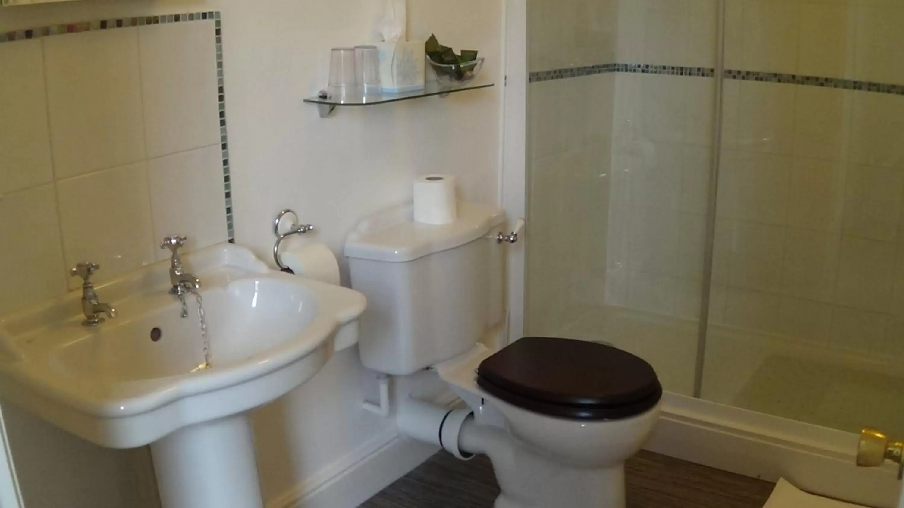 Bathroom in Kirkgate House