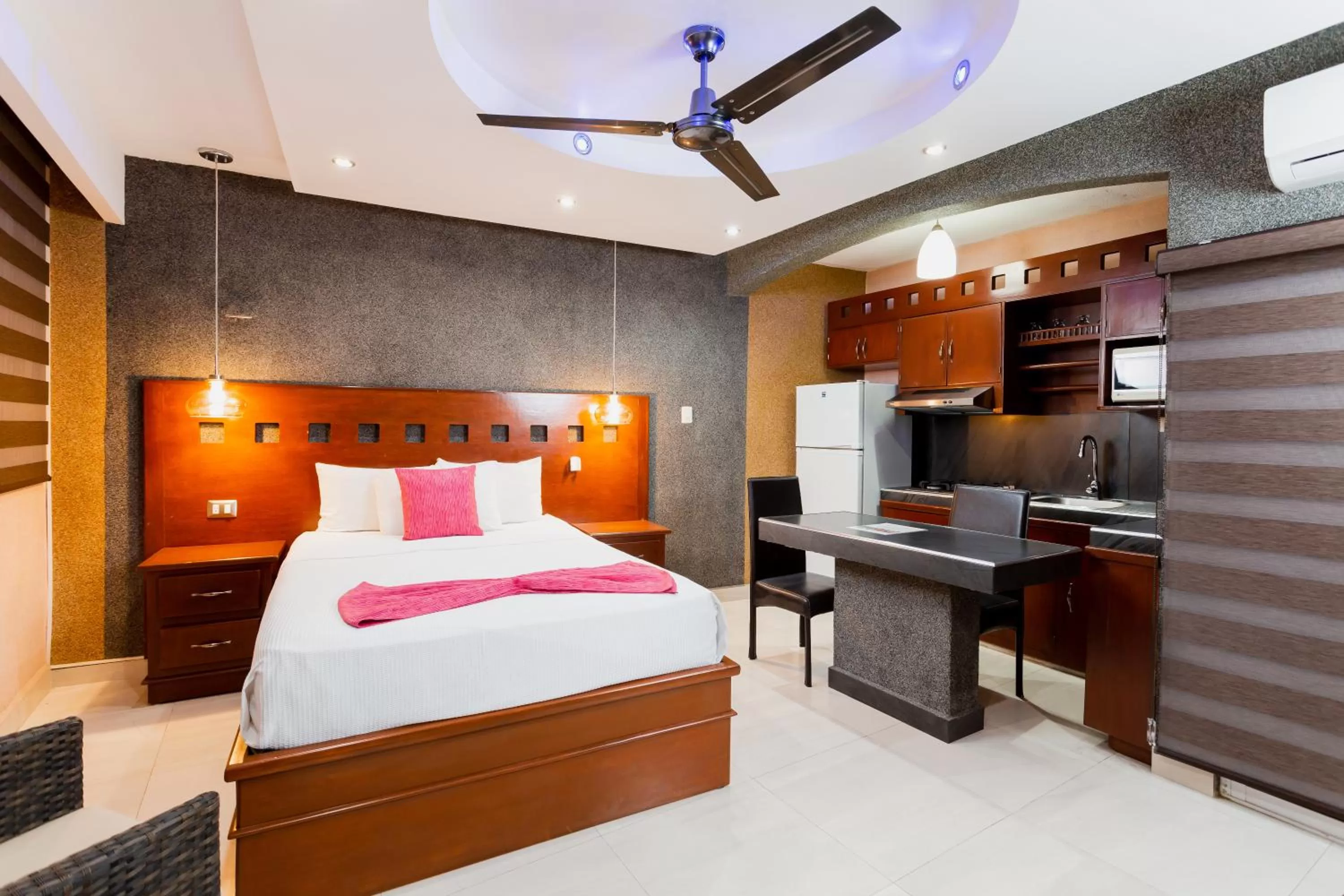 Bed in Hotel & Suites Country Valladolid