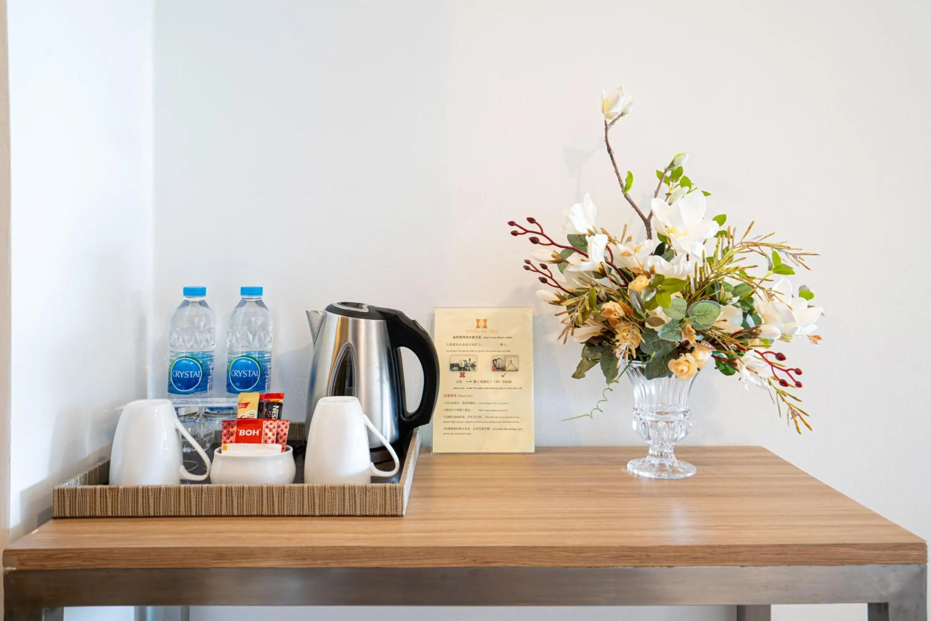 Area and facilities in Patong Bay Hill