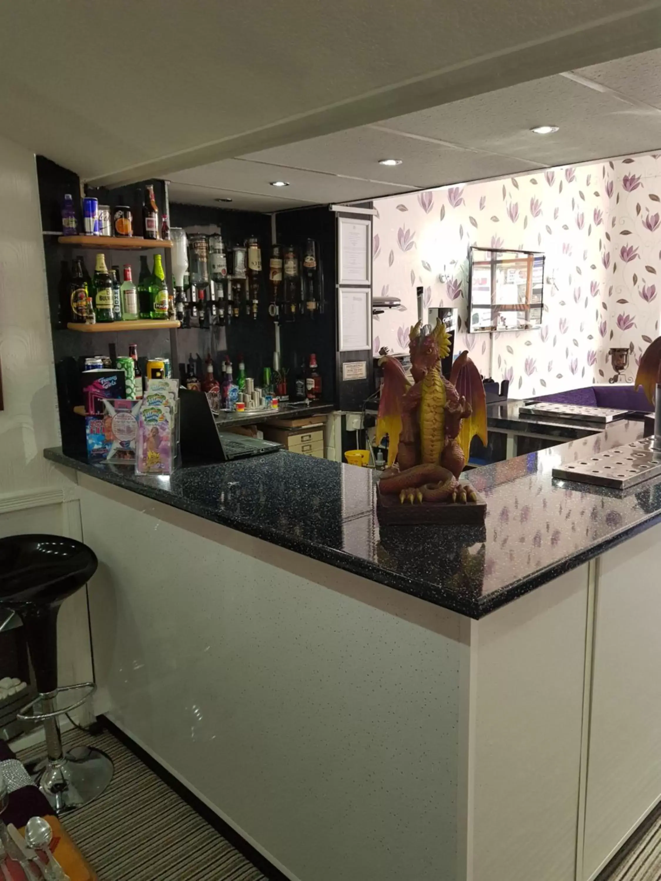 Alcoholic drinks, Lounge/Bar in The Trentham Hotel