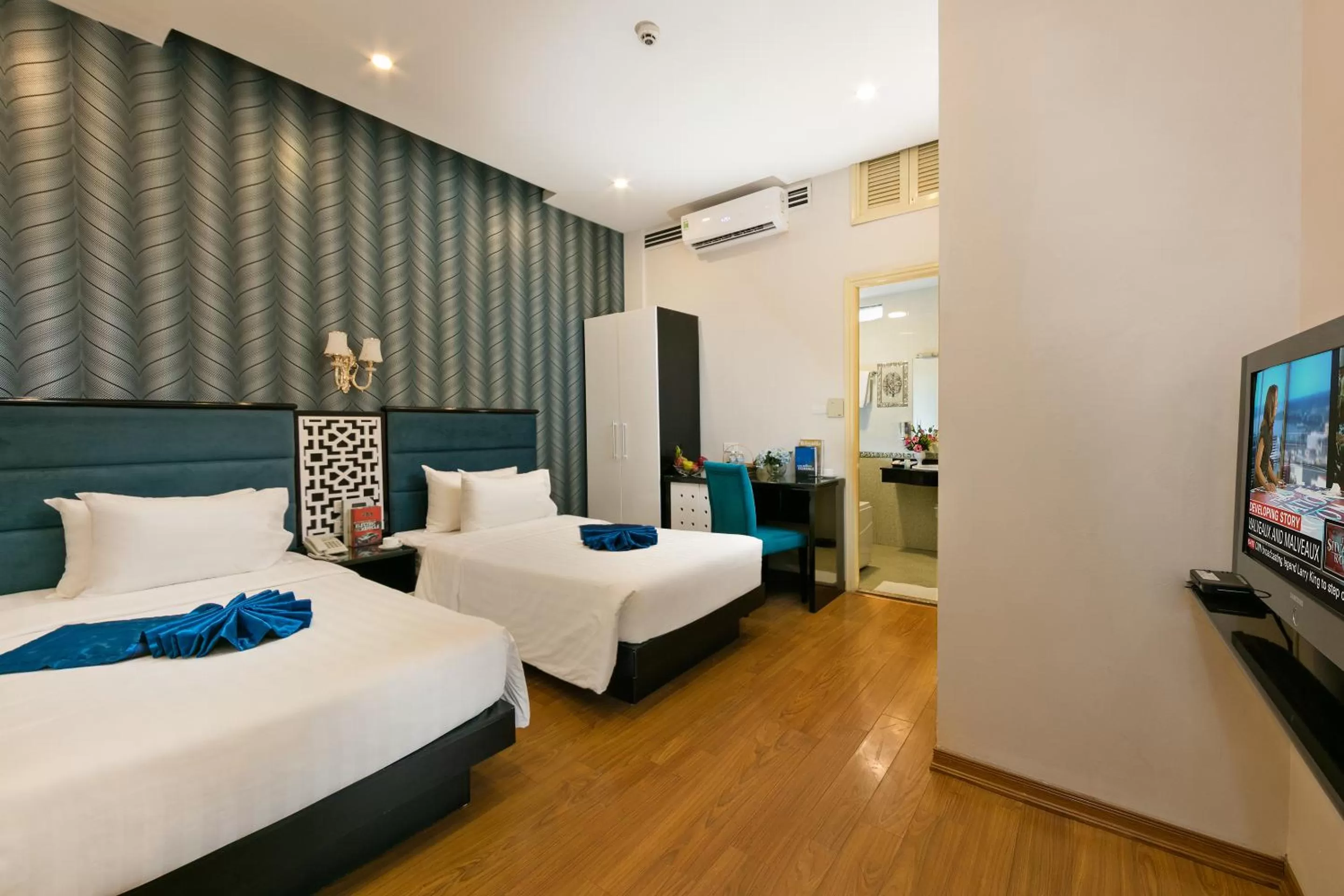 Photo of the whole room in Diamond Legend Hotel