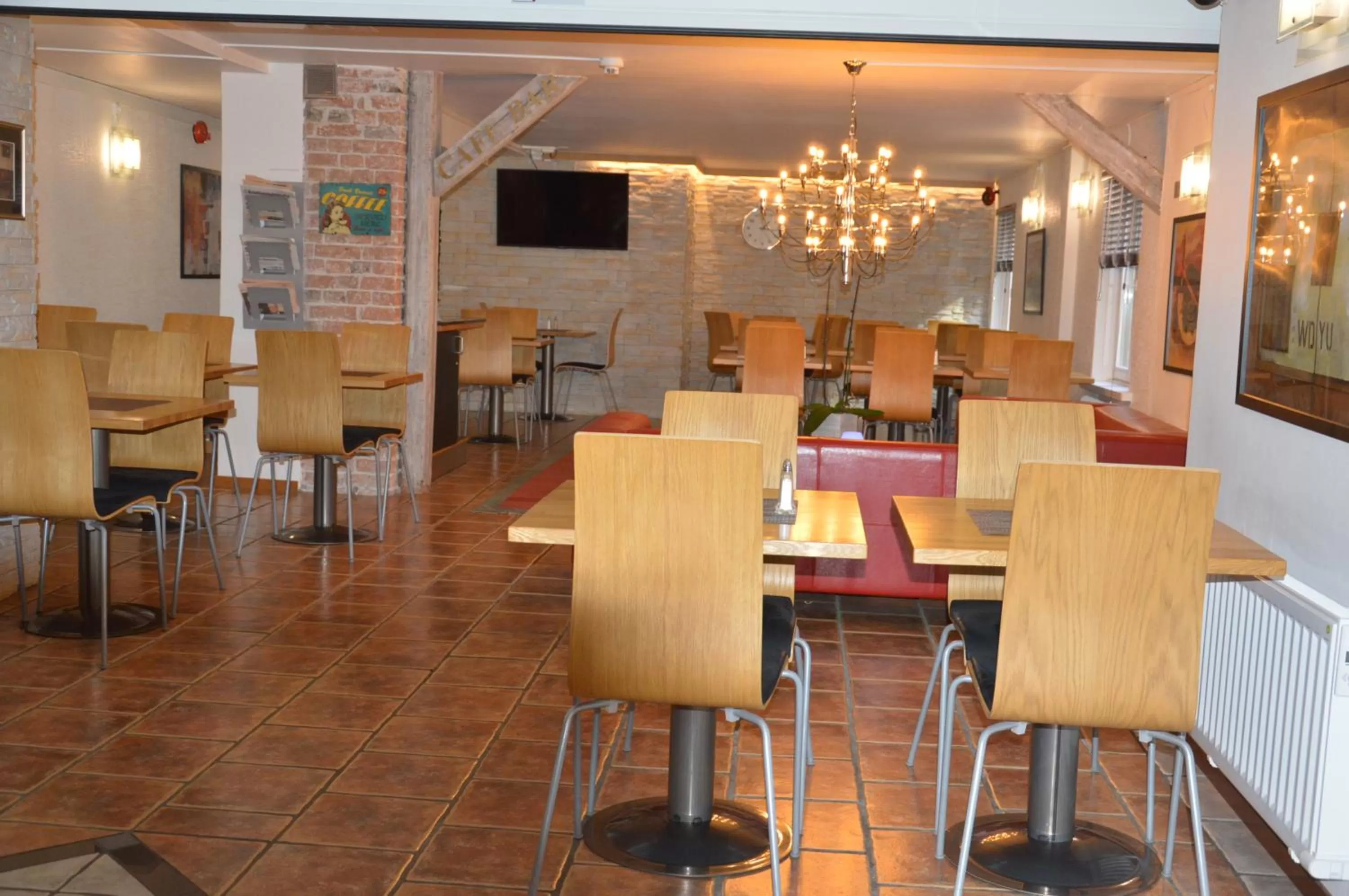 Restaurant/places to eat in Best Western Hotel Anno 1937