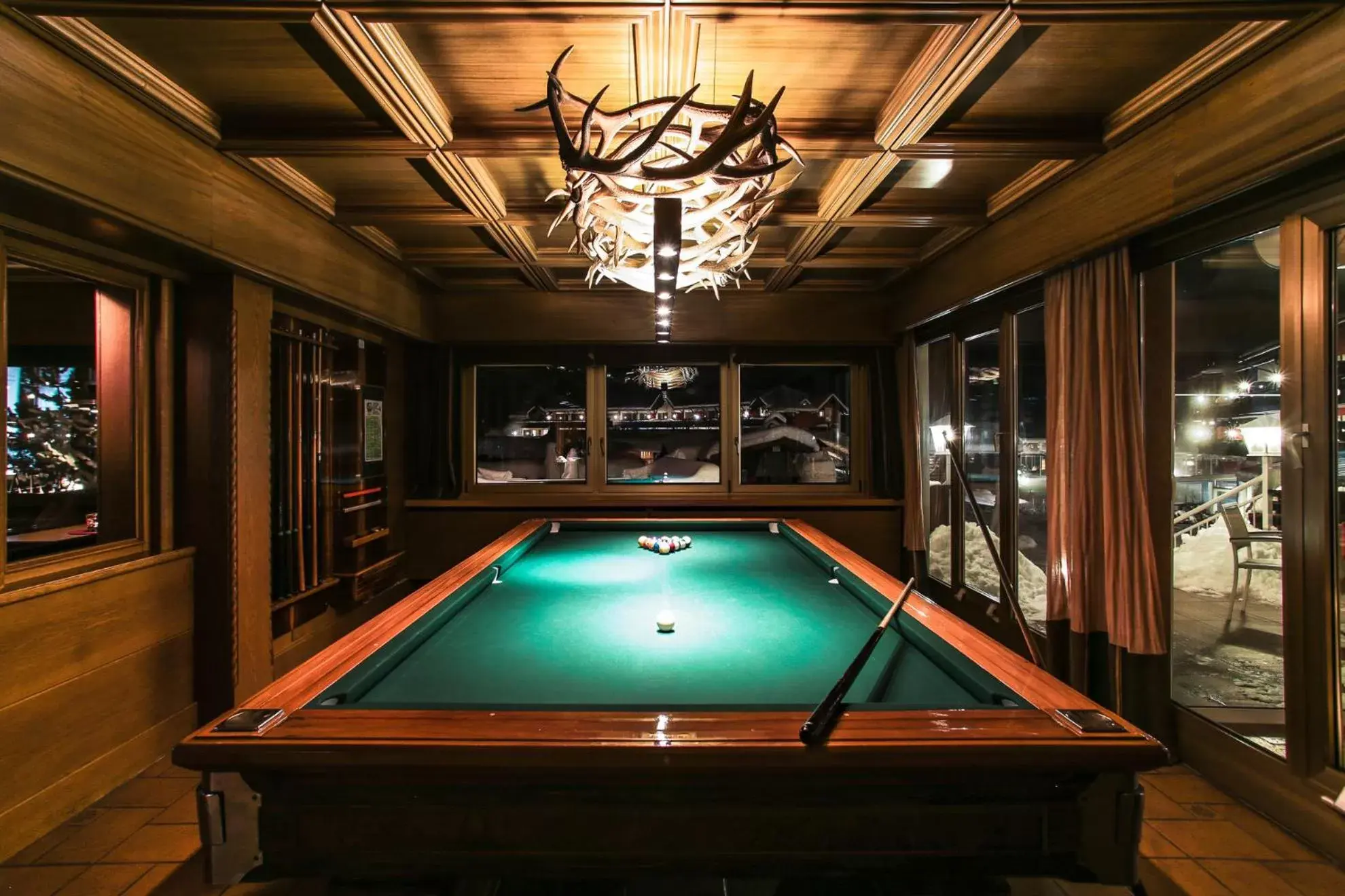 Billiard, Billiards in Hotel Alpenroyal - The Leading Hotels of the World