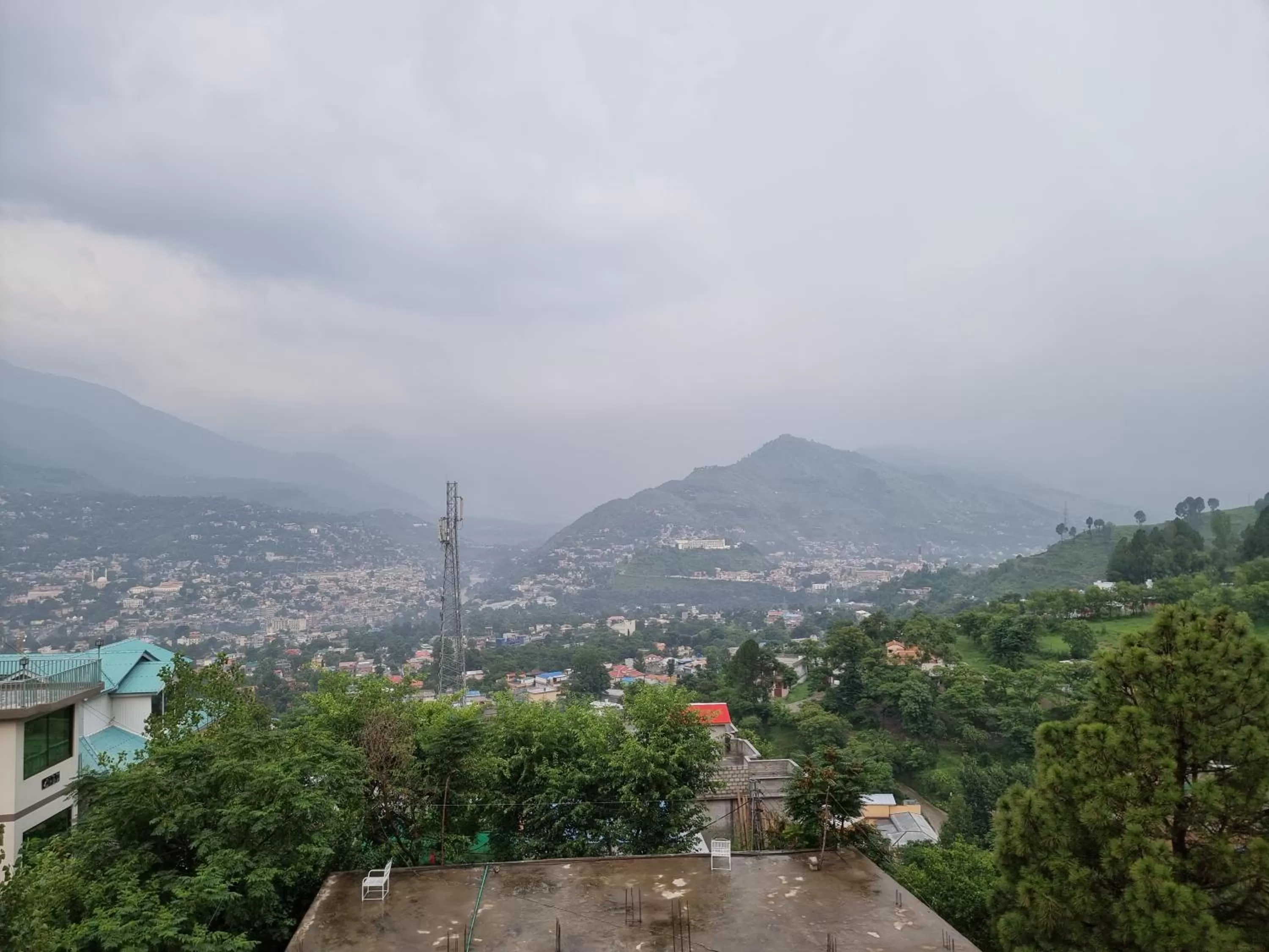 Natural landscape in Srinagar Homes