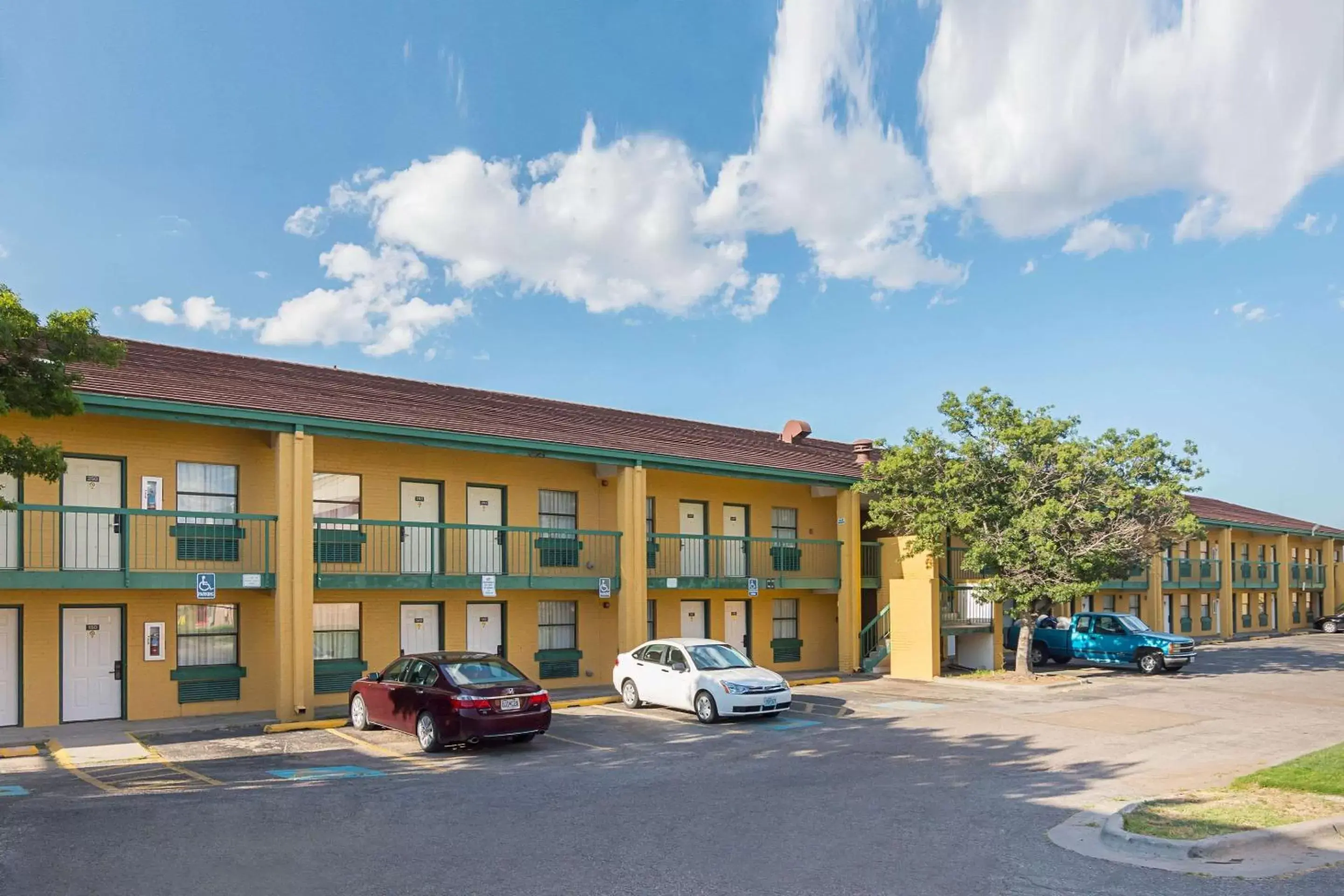 Property Building in Quality Inn East Amarillo